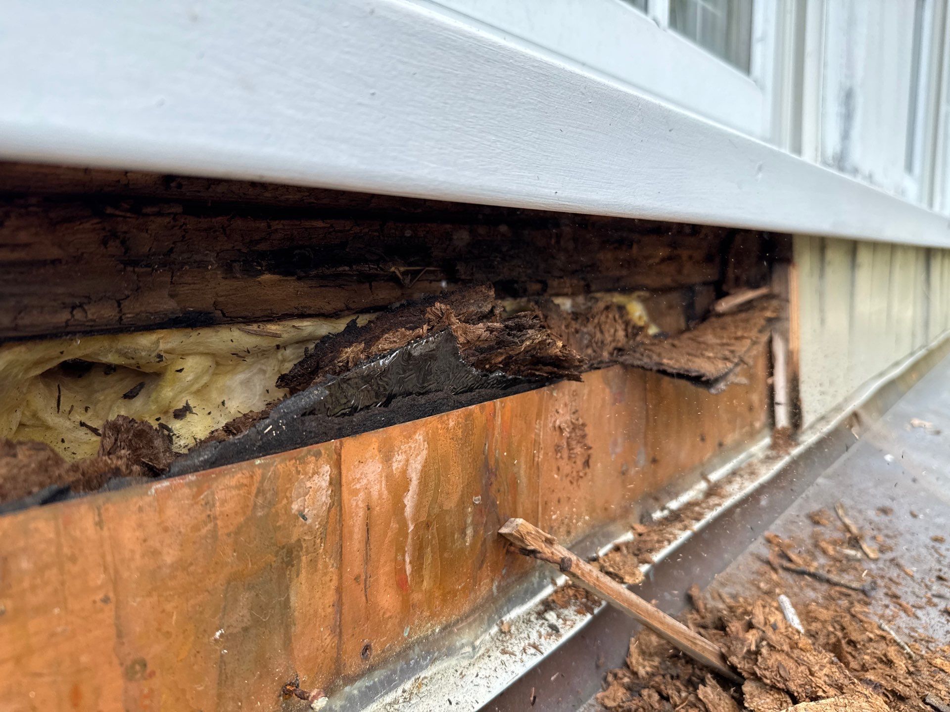 A Ford Plantation Classic by A Good Roofer Near Me 