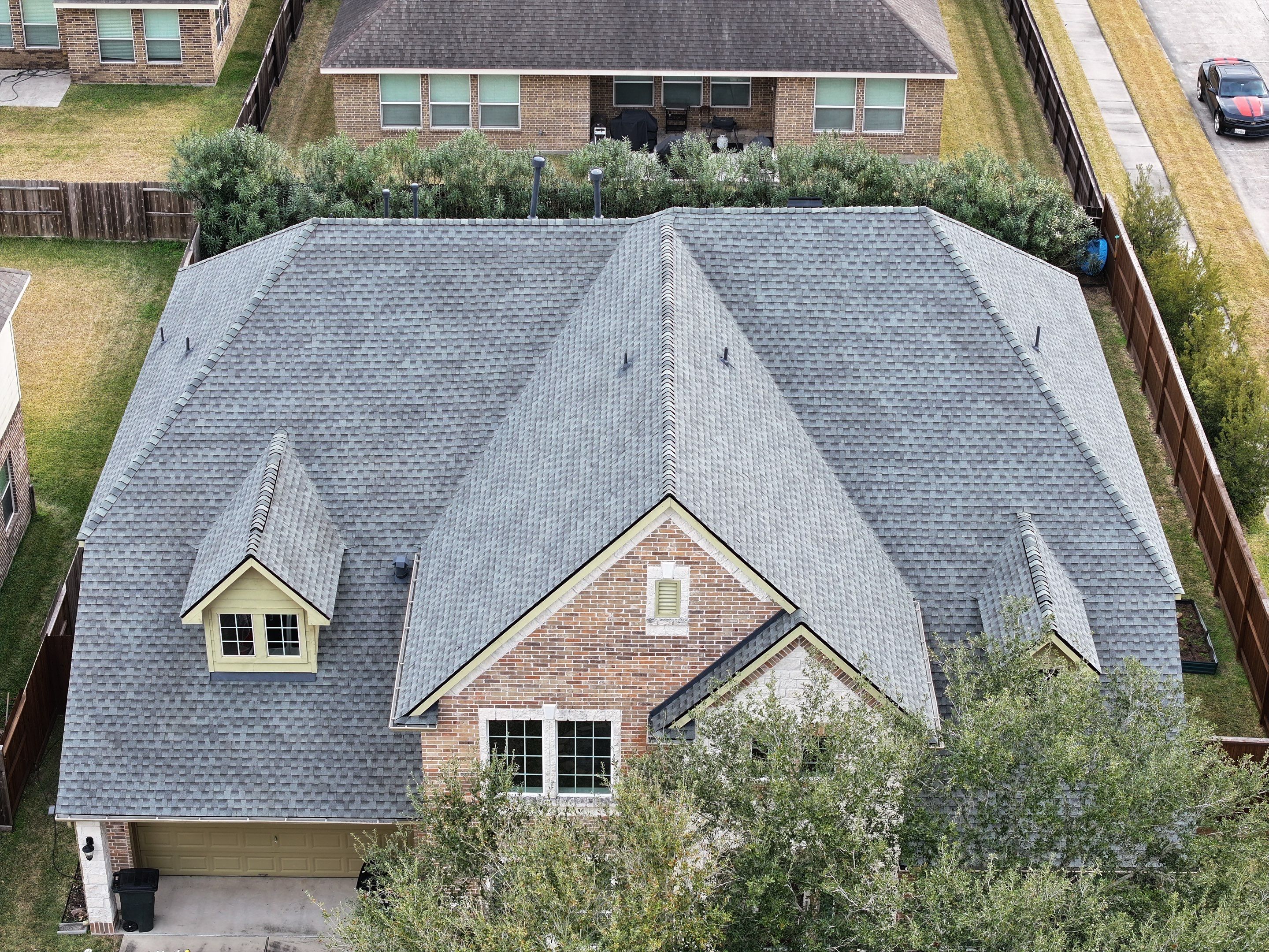 GAF HDZ - Slate by Elite Roofing LLC