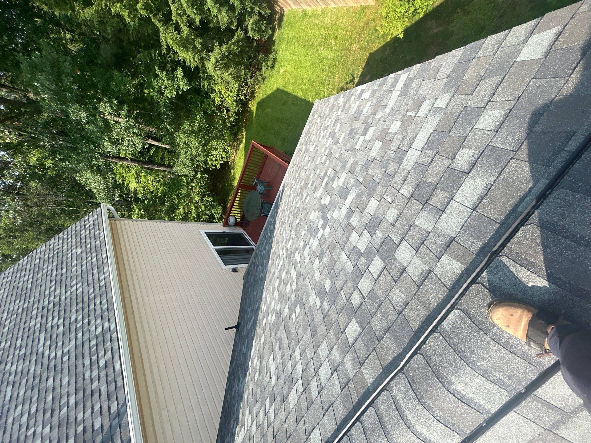 Springfield: Residential Roof Replacement with CertainTeed Landmark PRO in Max Def Georgetown Gray by RM Banning, Inc.