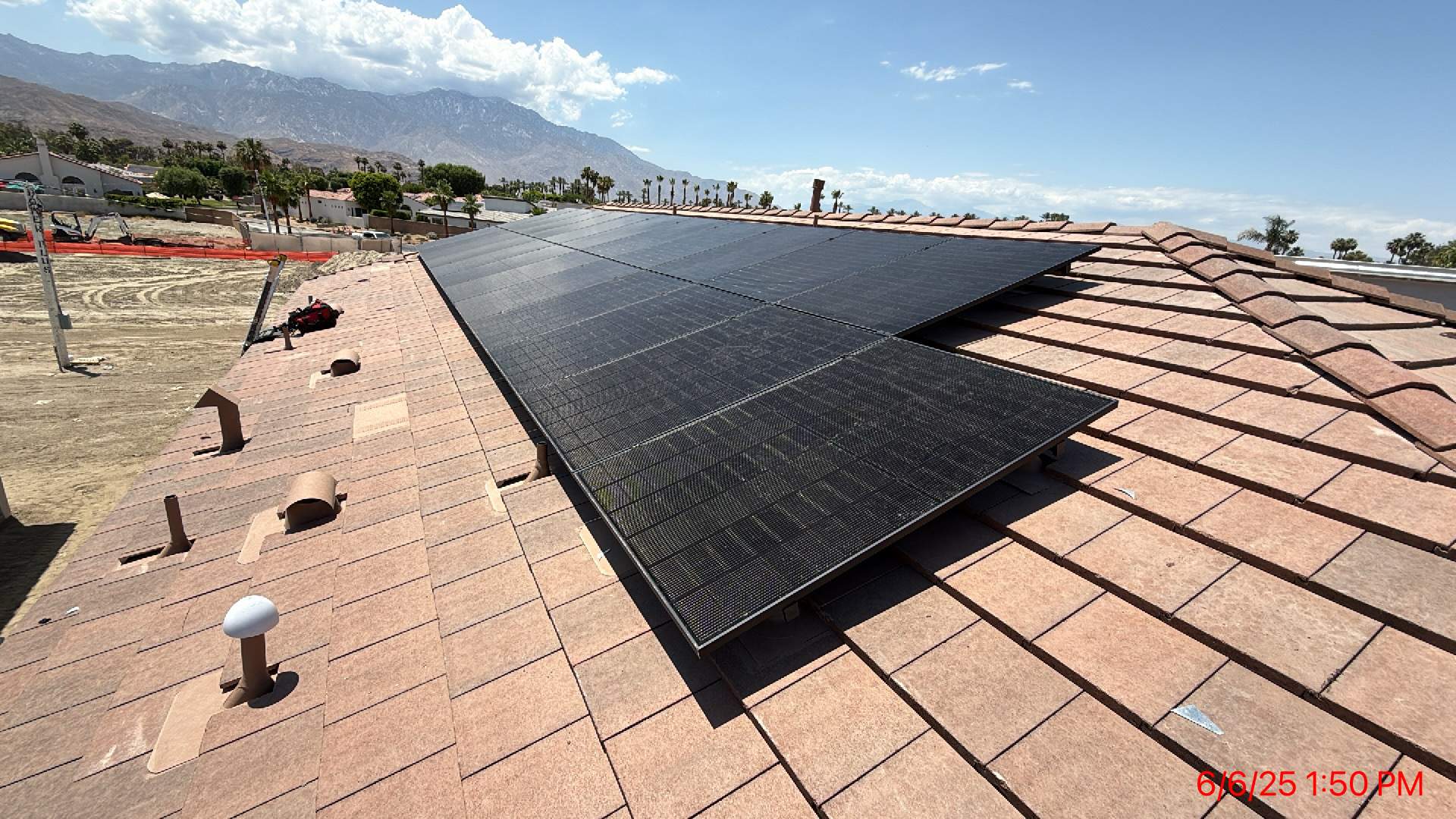 Sol-Ark Inverter with Storz Power Battery  by Goat Solar Inc. 