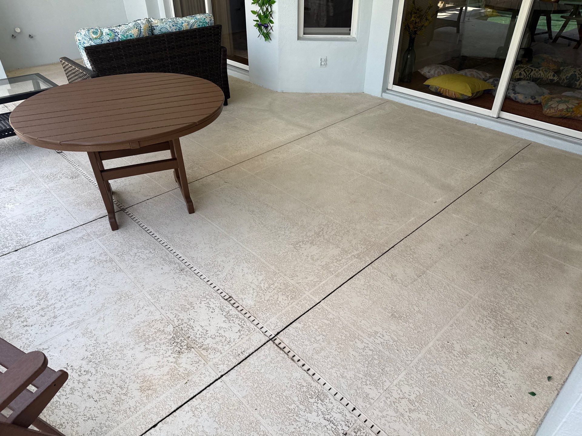 Painted Pool Deck, Lanai & Pool Cage Cleaning in River Club South – Bradenton, FL by Sunshine AquaWash