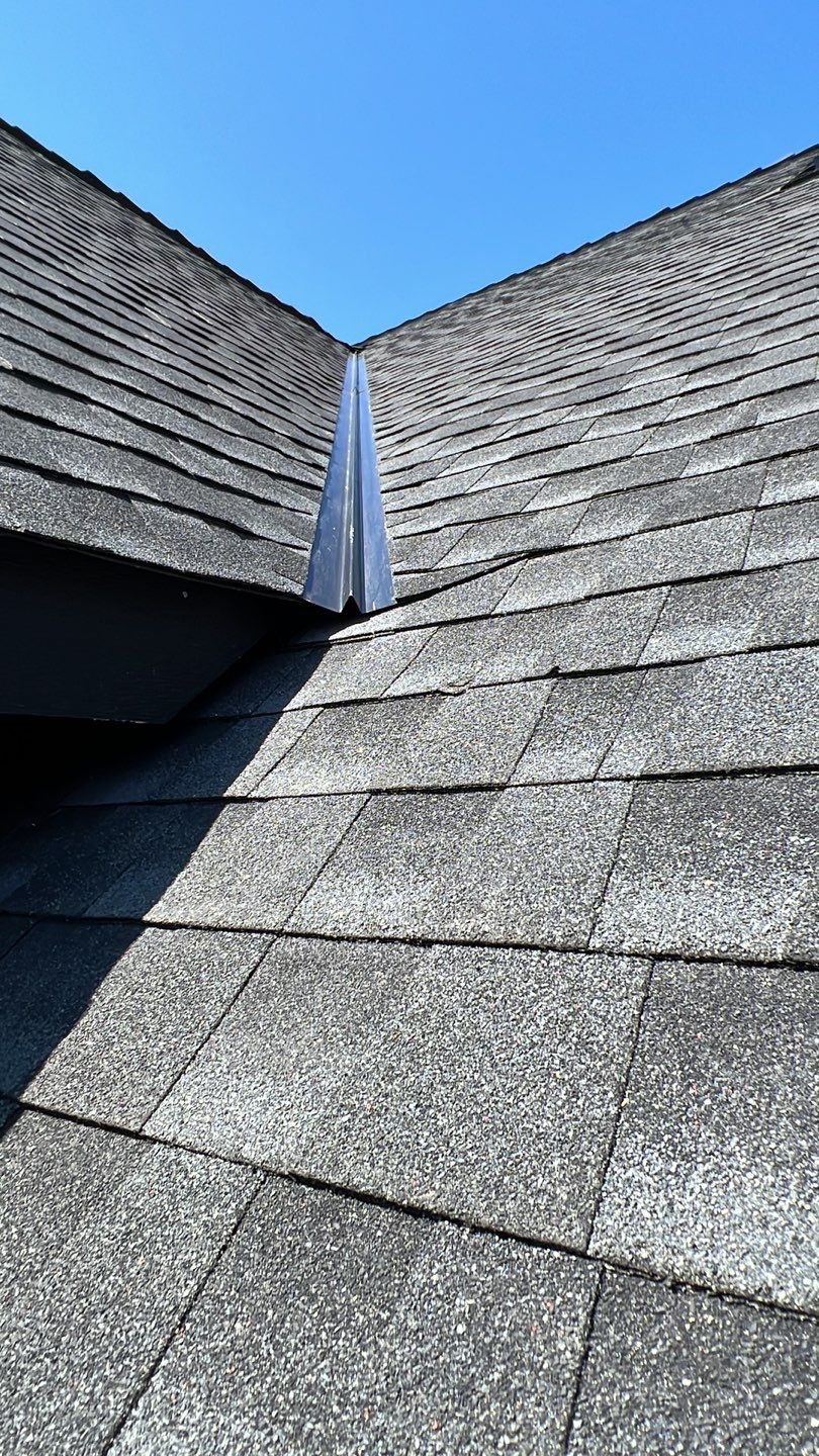 Residential Roofing Installation using GAF Charcoal HDZ by Top Notch Roofing Inc