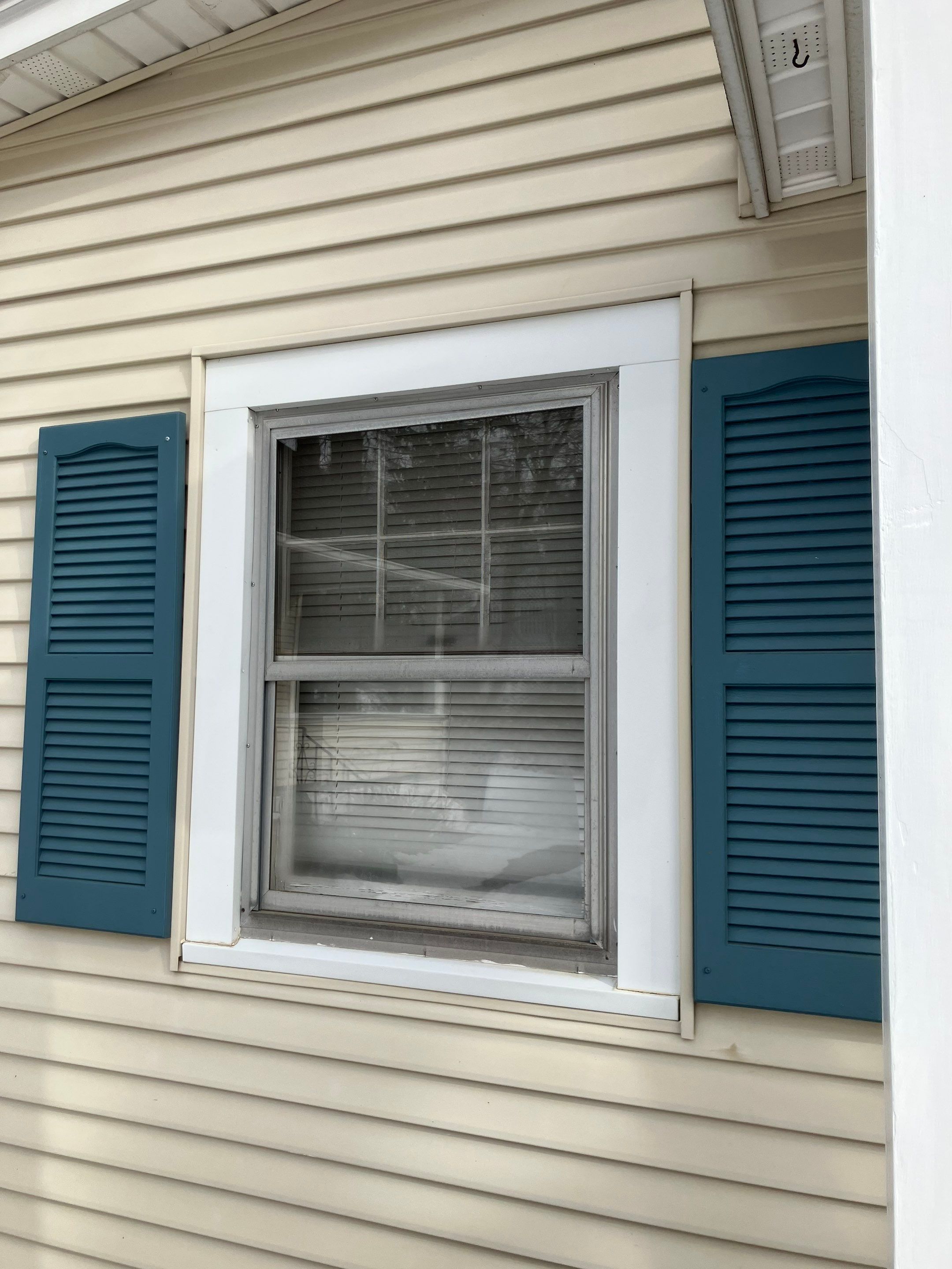Infinity by Marvin Window Installation using Infinity By Marvin Double-Hung window by DiGiorgi Roofing and Siding Inc