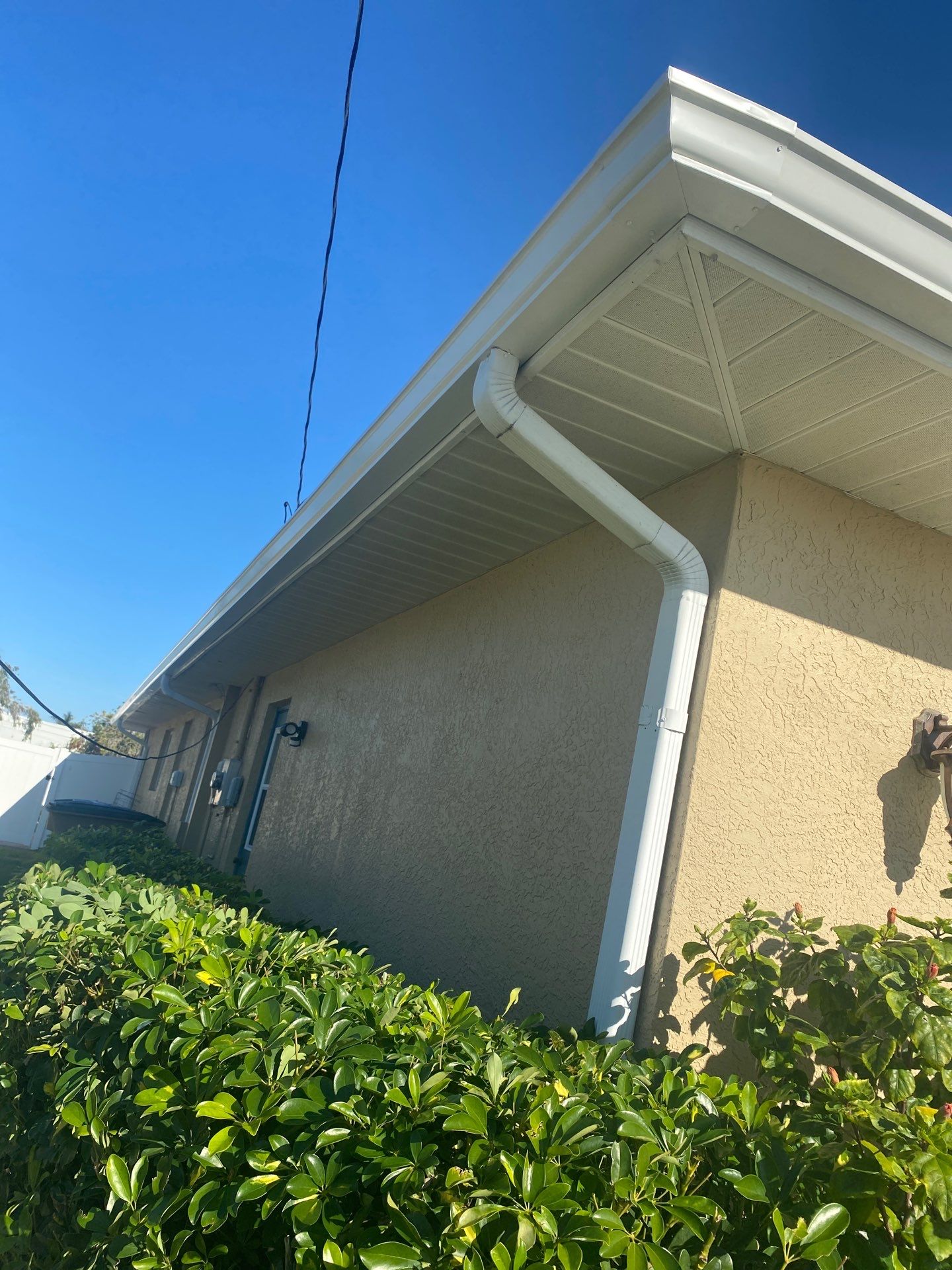 Seamless Gutter Installation Before Rainy Season in Cape Coral FL by Gutter Professors