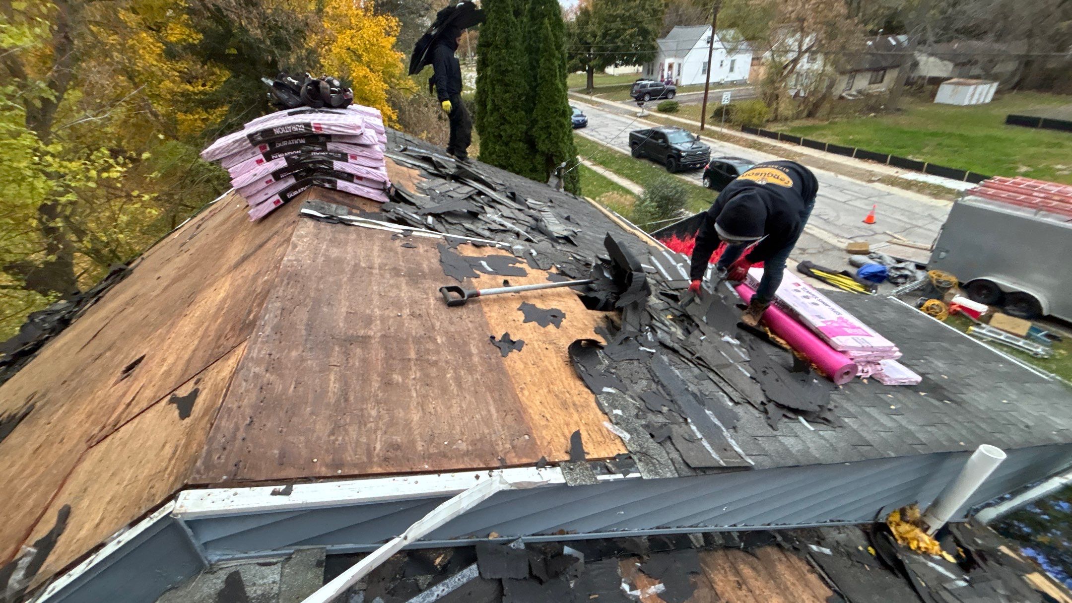 Roof Replacement using Owens Corning Midnight Plum by 180 Contractors