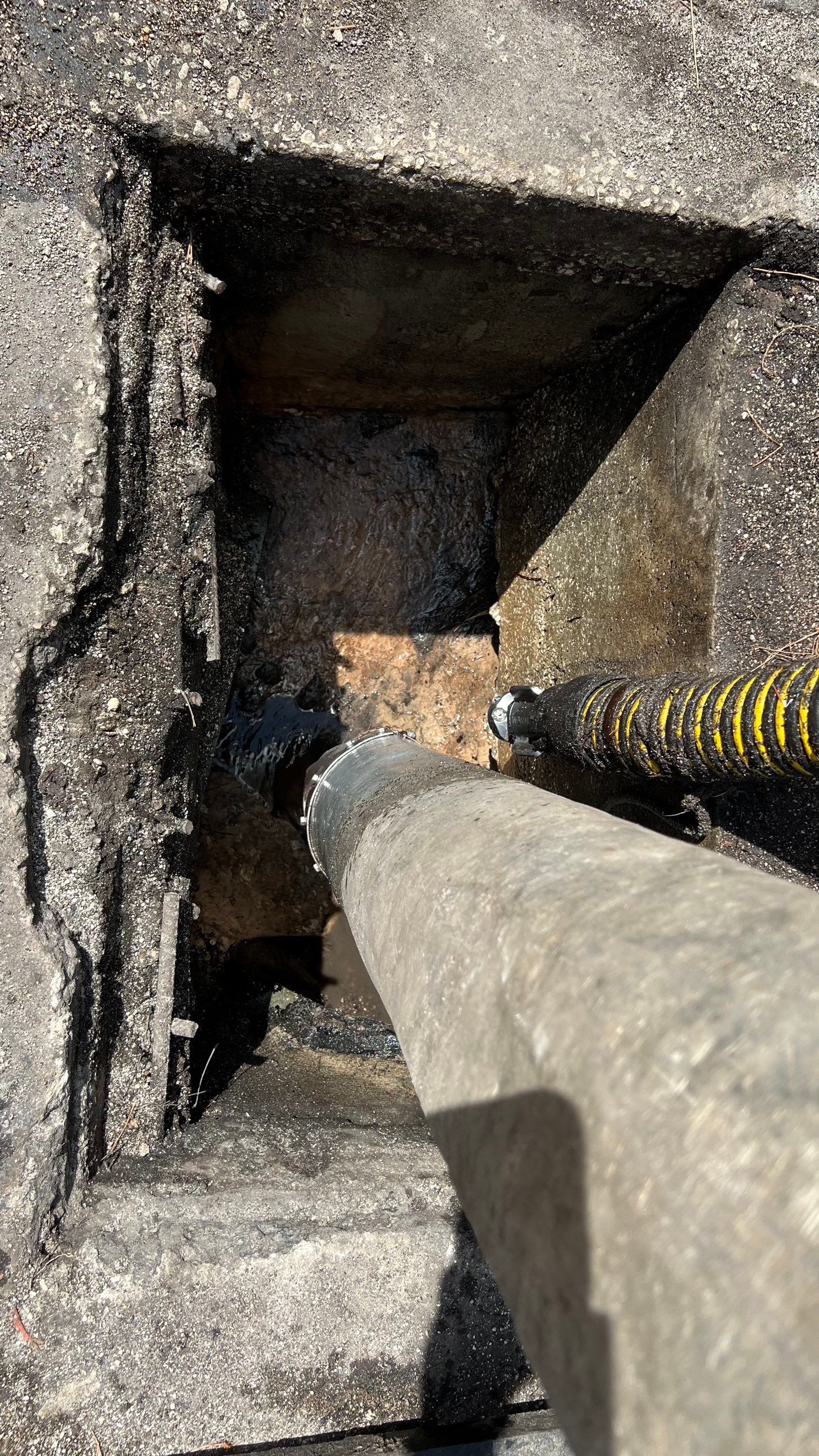 Apartment Complex Storm Water System Cleaning and Maintenance by APS Power & Water