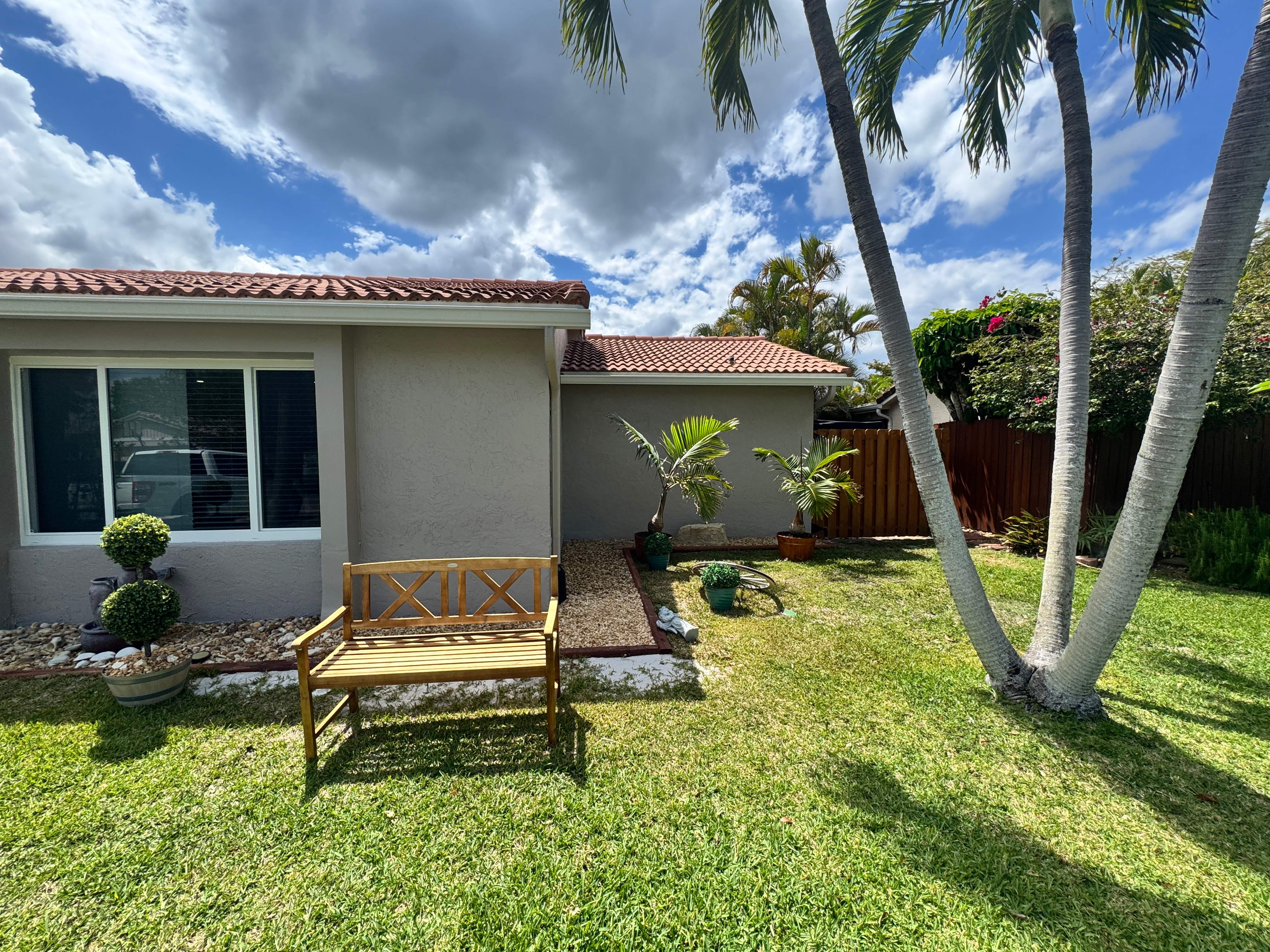 Exterior Painting Coral Springs 33065 by BKB Pressure Cleaning LLC