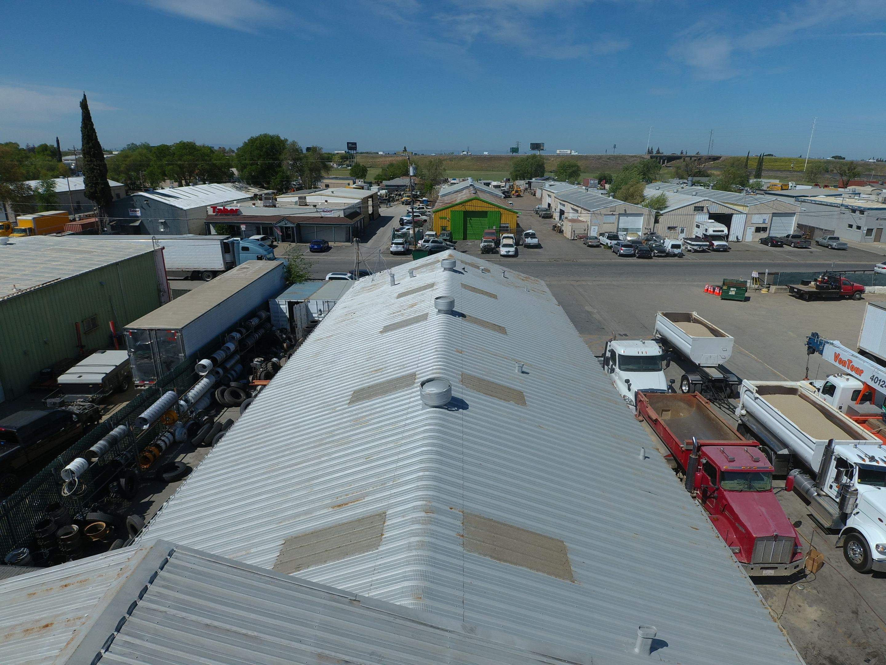 MR Roofing system using Conklin Benchmark/PUMA XL fabric and coating by Straight Edge Roofing Inc