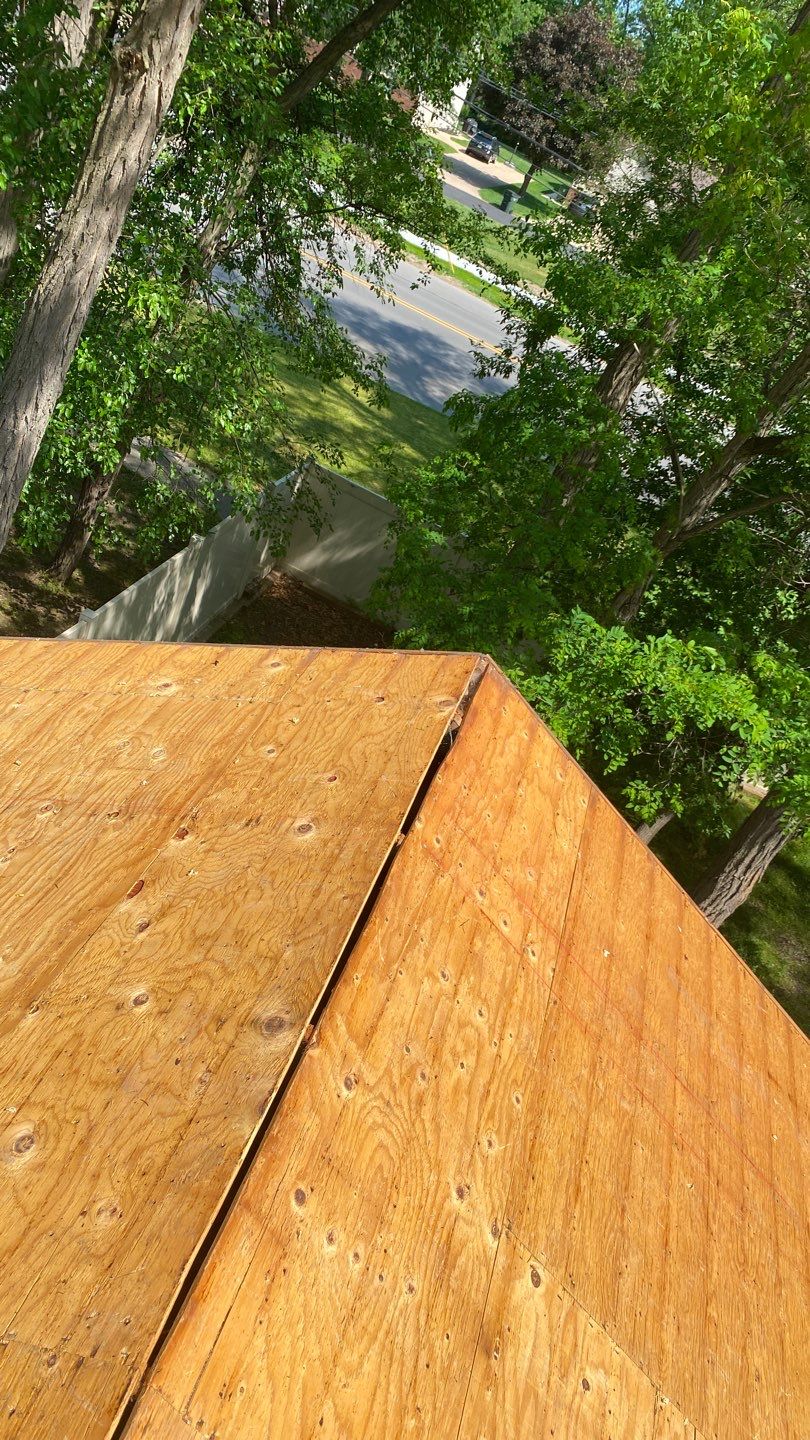 Siding Replacement using CertainTeed Restoration Classic D5 by 180 Contractors