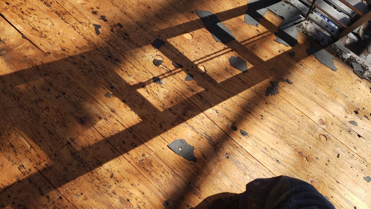 Reston CertainTeed Landmark Resawn Shake New Roof Installation & Siding/Trim Repairs by RM Banning, Inc.