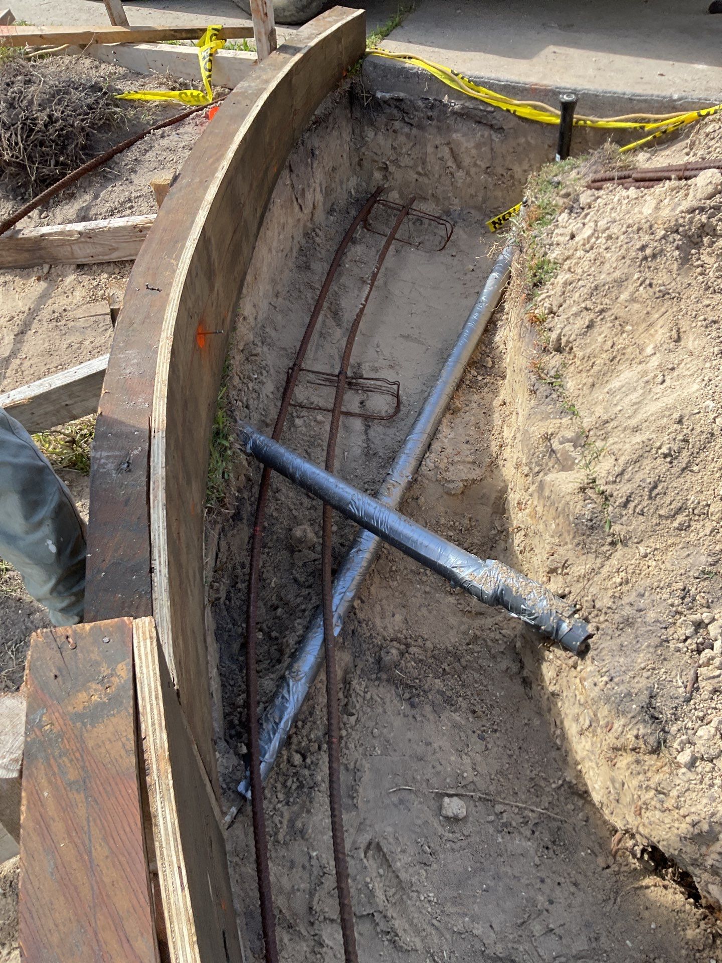 Custom Retaining Wall by Southern Gulf Construction