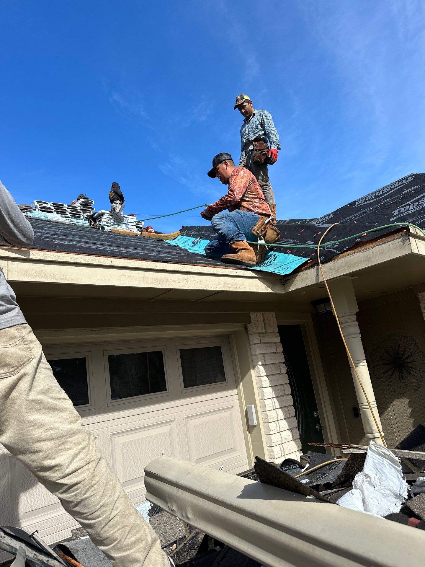 Residential Roofing Installation using IKO Dynasty Driftwood by DeZign Roofing & Exteriors