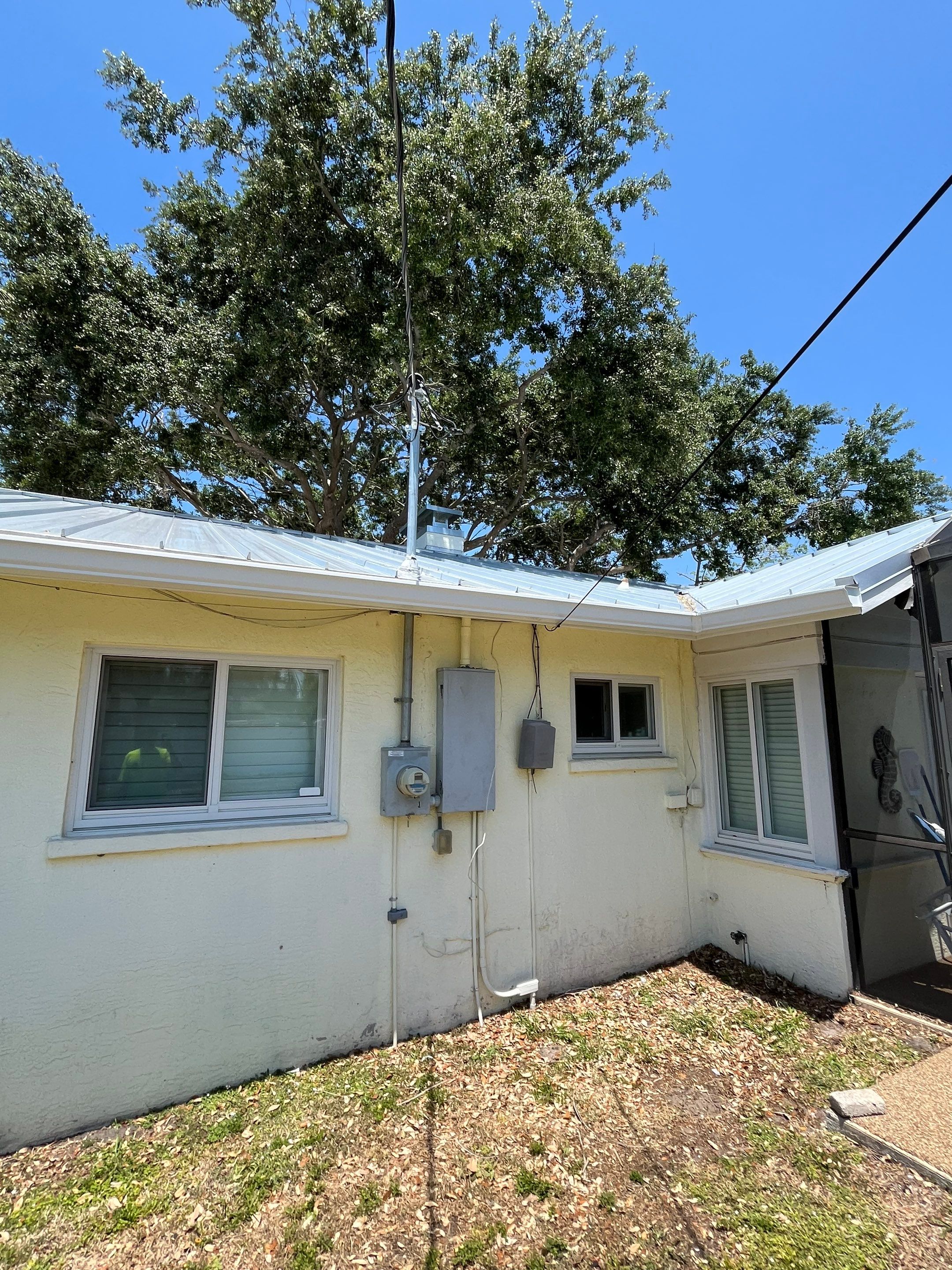 Soffit and Fascia Installation in Sarasota FL by Gutter Professors