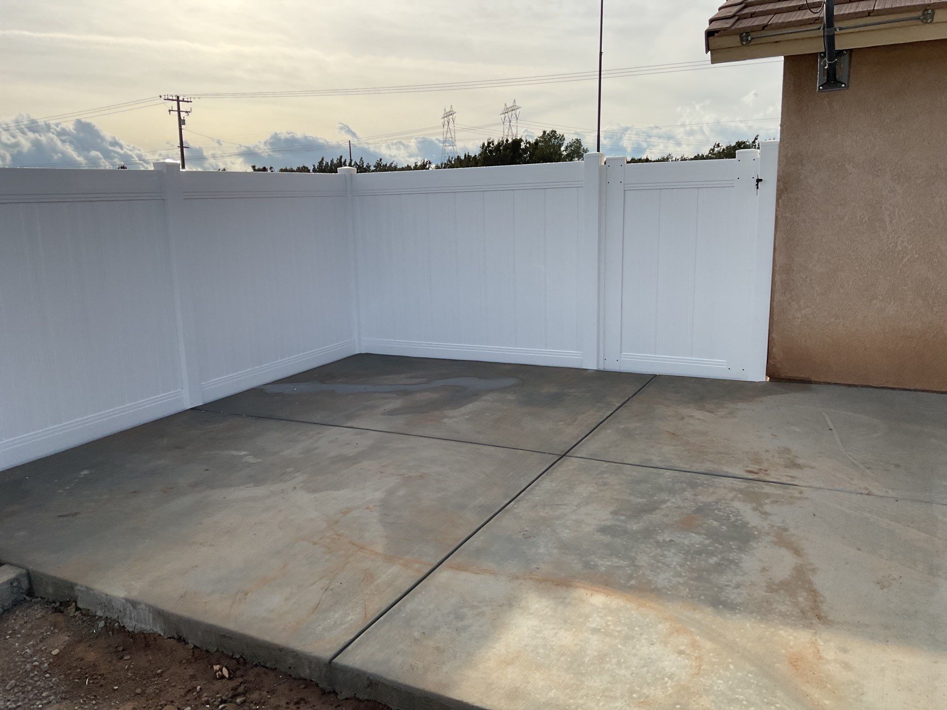 Fence Installation using Vinyl by Fence Guys Inc. 