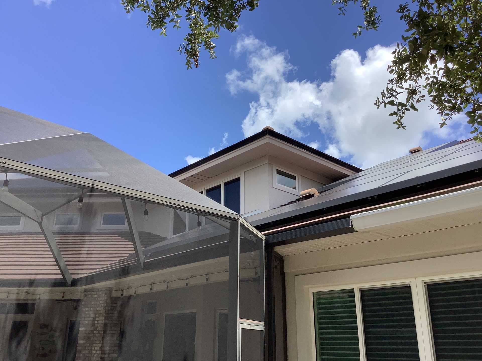 Seamless Gutters for Modern Homes in Sarasota FL by Gutter Professors