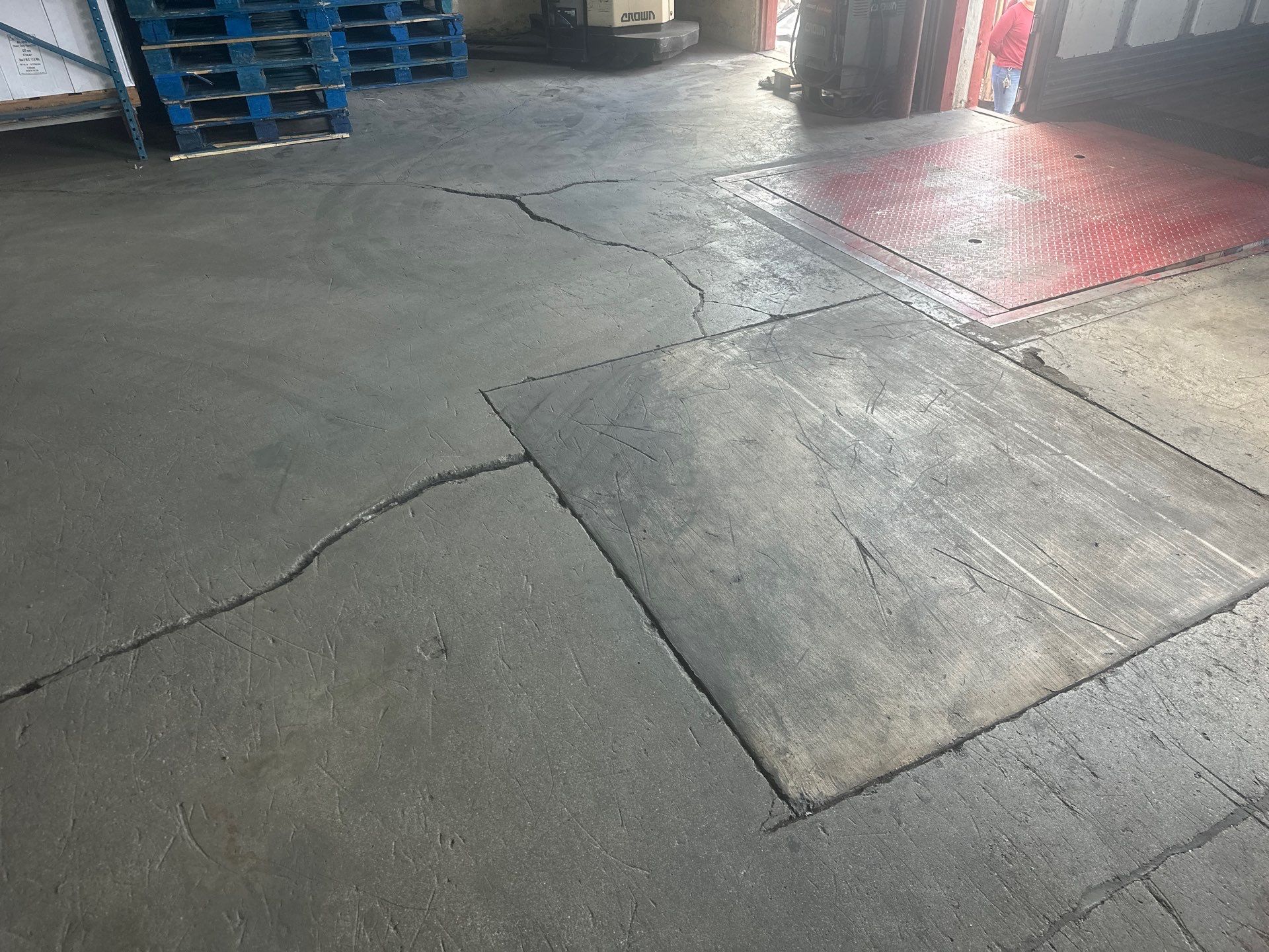 Warehouse Restoration by Seamless Surfaces