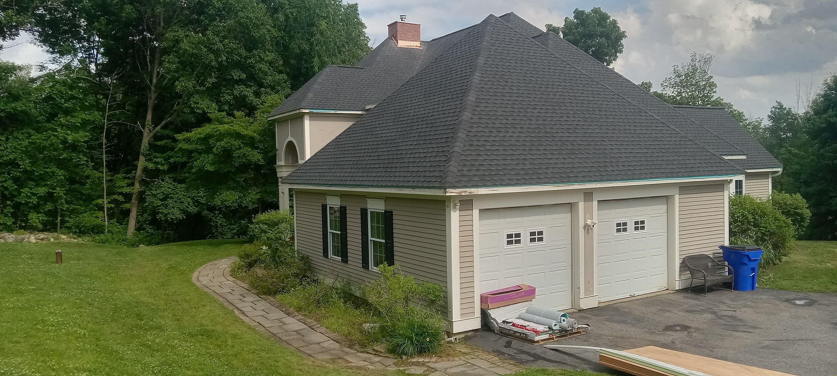 DiGIorgi installs a brand new roof in New Hartford by DiGiorgi Roofing and Siding Inc