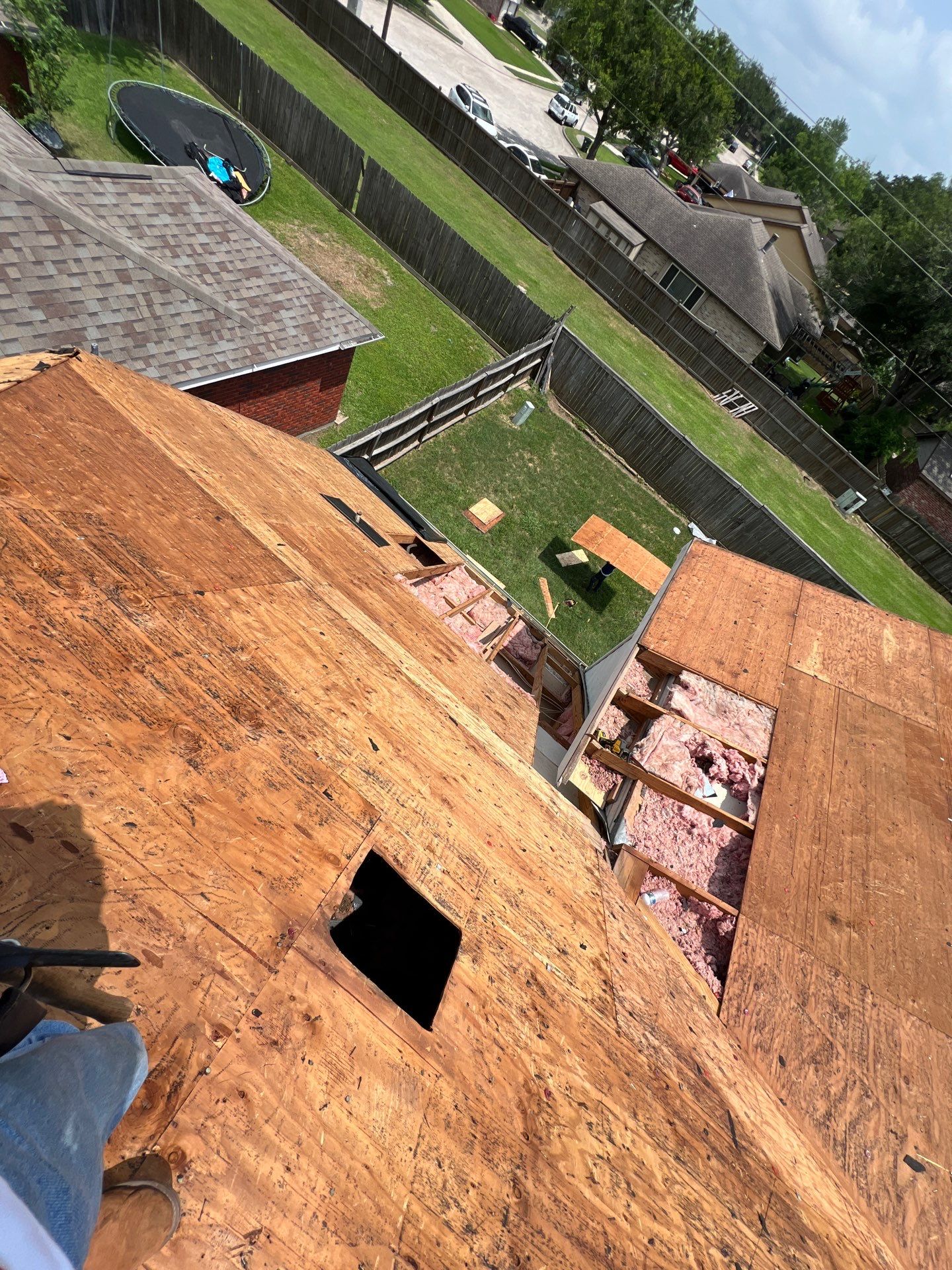 Residential Roofing Installation using Owen's Corning Duration (Lifetime) Shingles by Roof Repair Company