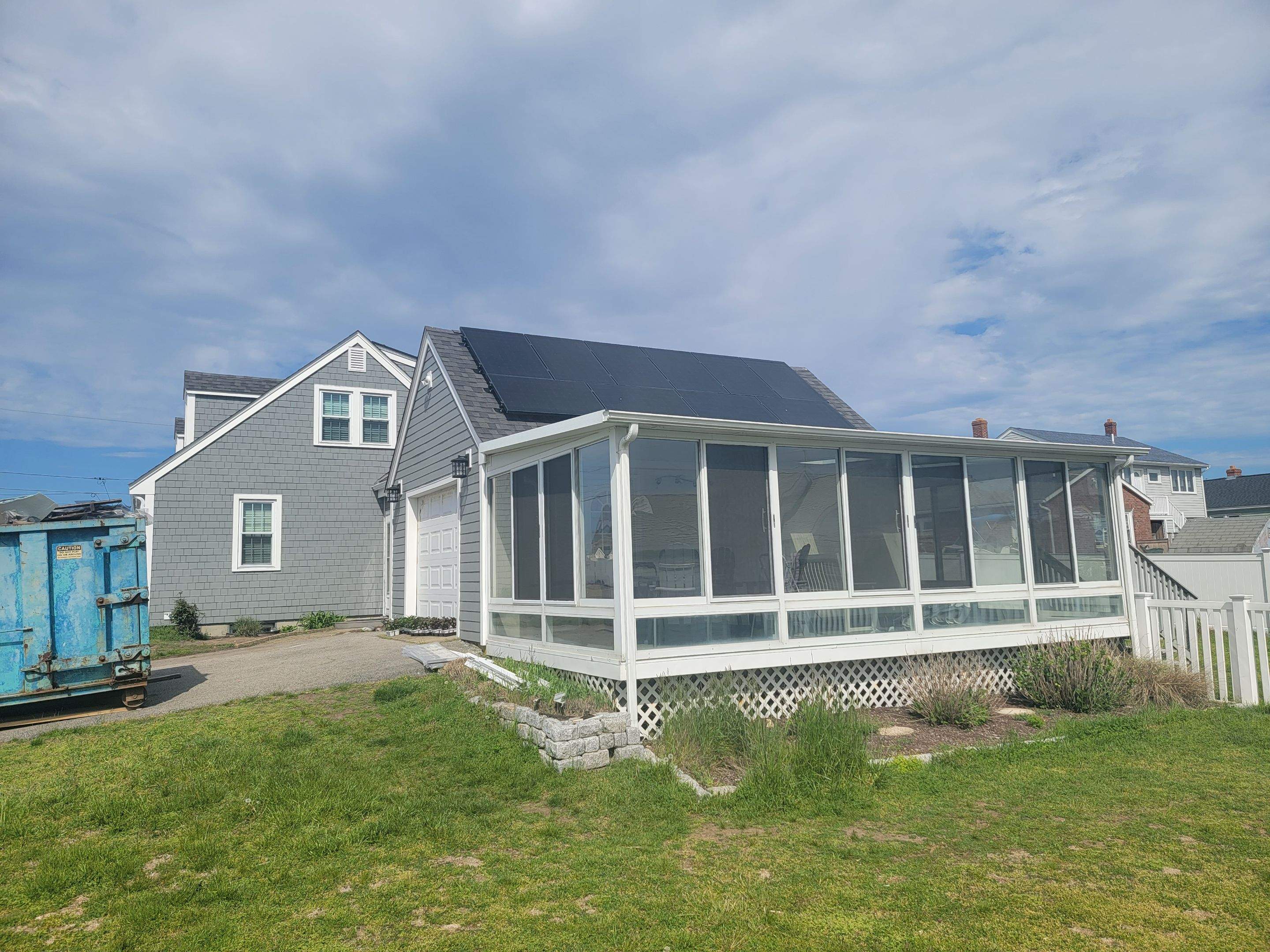 Siding Installation using James Hardie. Roof Installation using GAF by UBrothers Construction