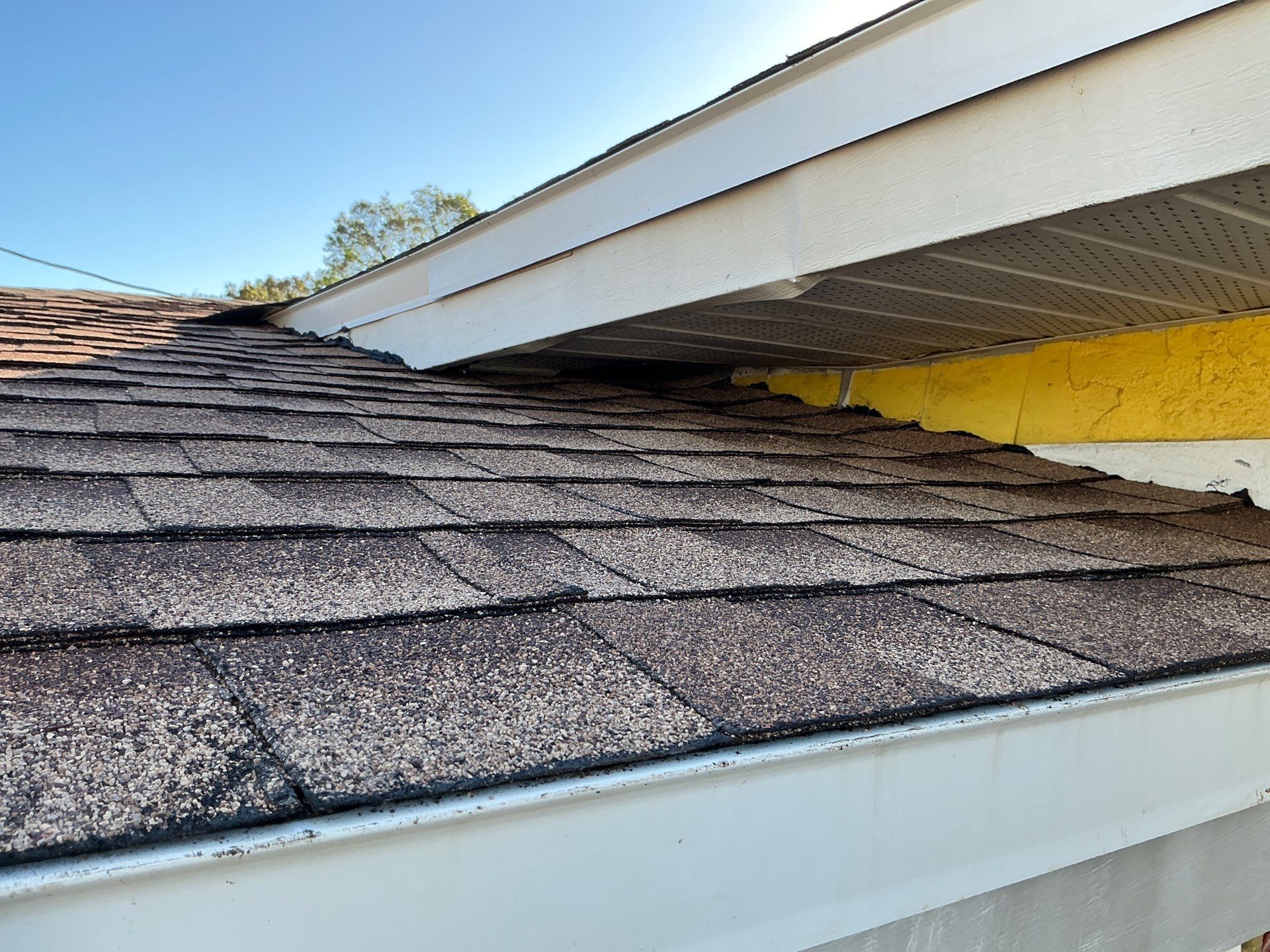 Soffit and Fascia Replacement in Sarasota FL by Gutter Professors