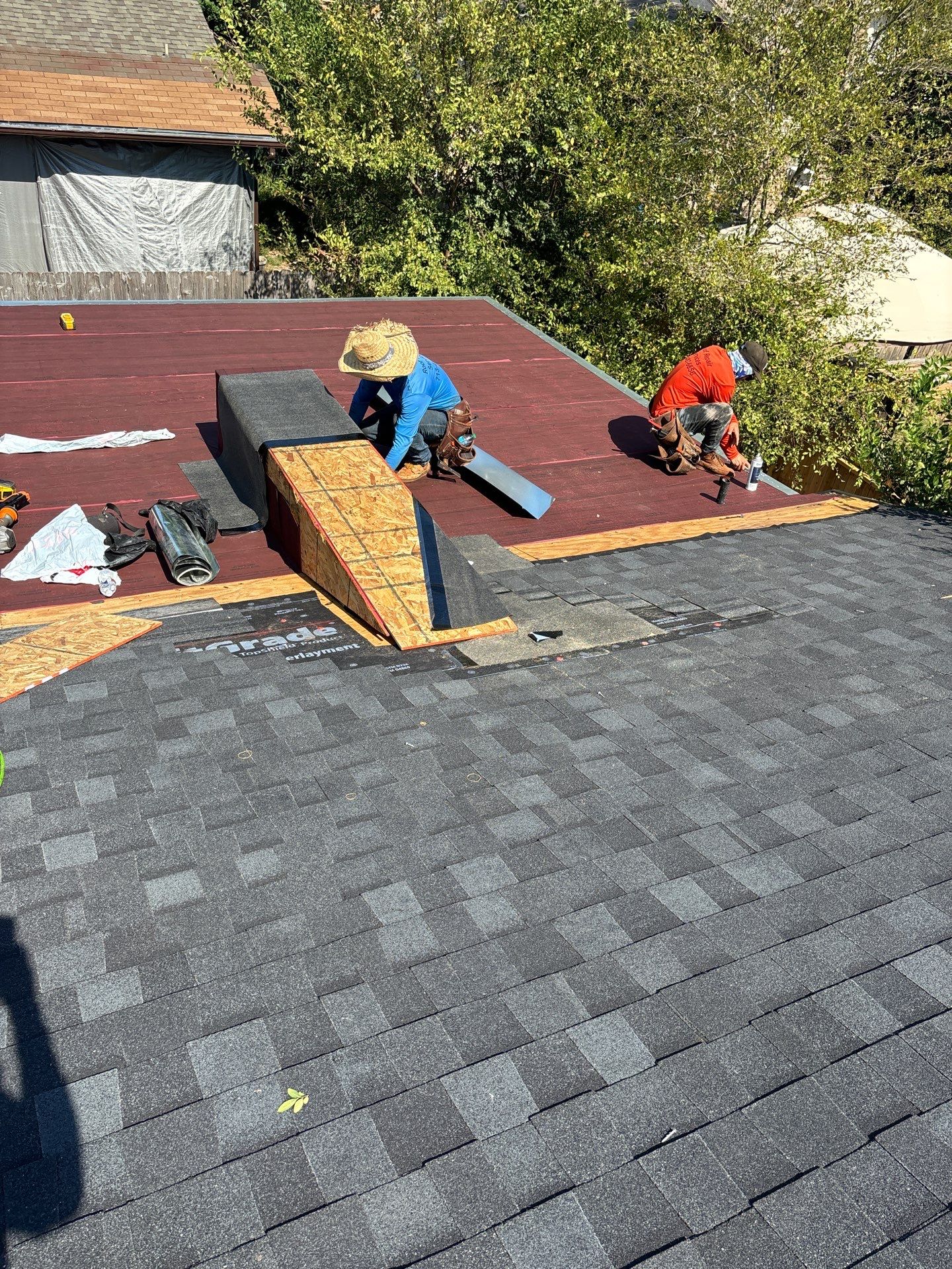Residential Roofing Installation using Owen's Corning Duration (Lifetime) Shingles by Roof Repair Company