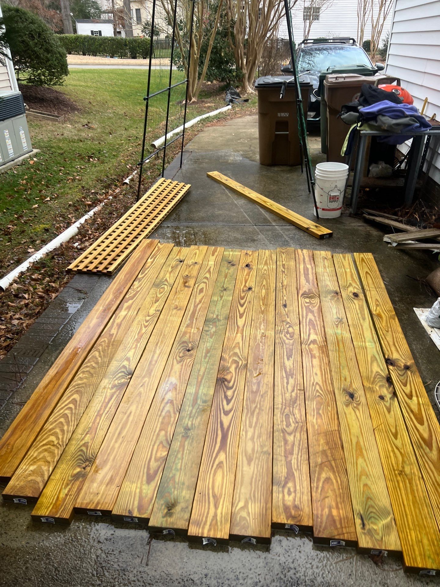 Fence using Wood Sealant by DuraSeal