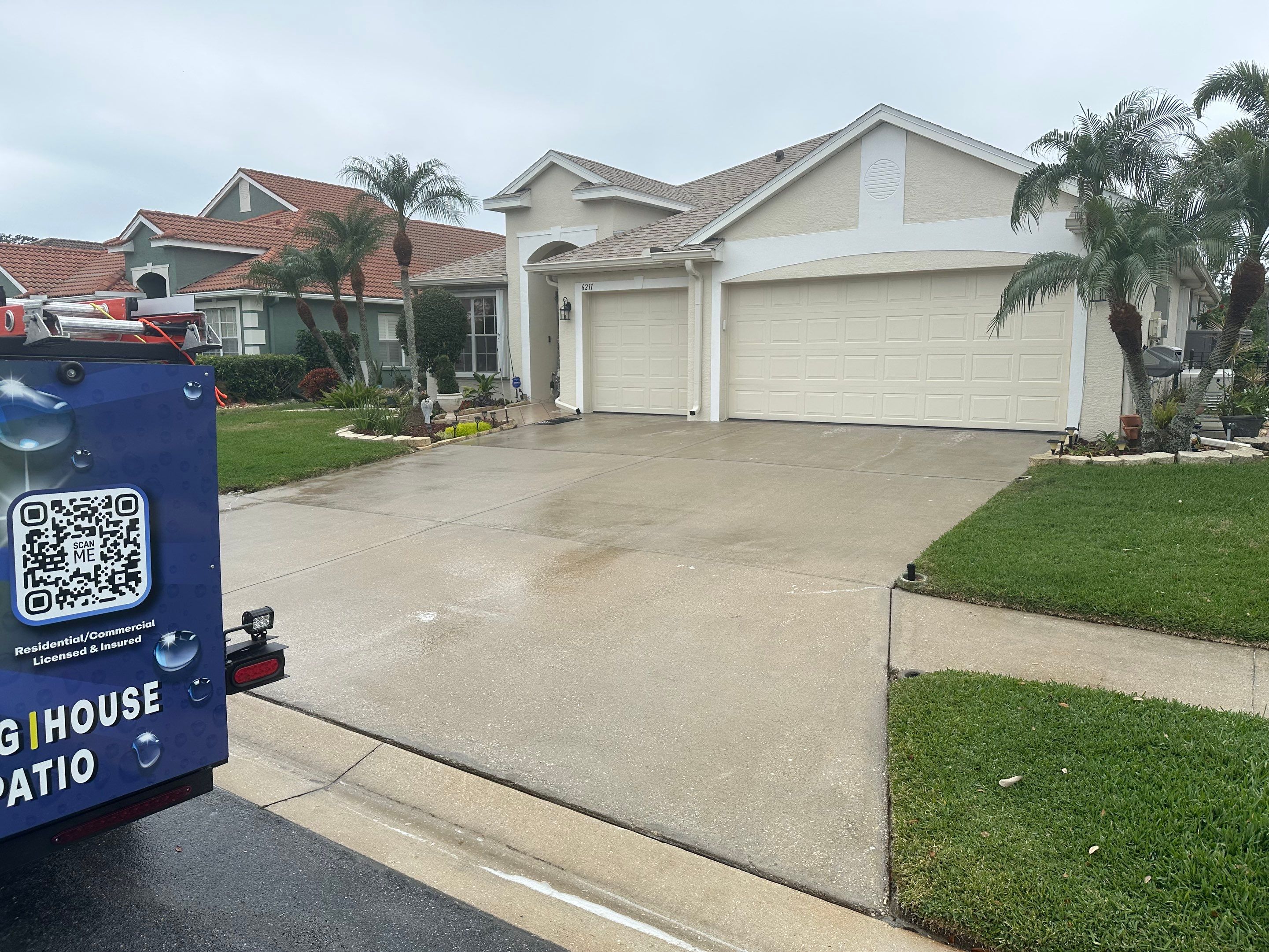 Driveway Cleaning and Rust Treatment - Fairways at Imperial Lakes, Palmetto, FL | Sunshine AquaWash by Sunshine AquaWash