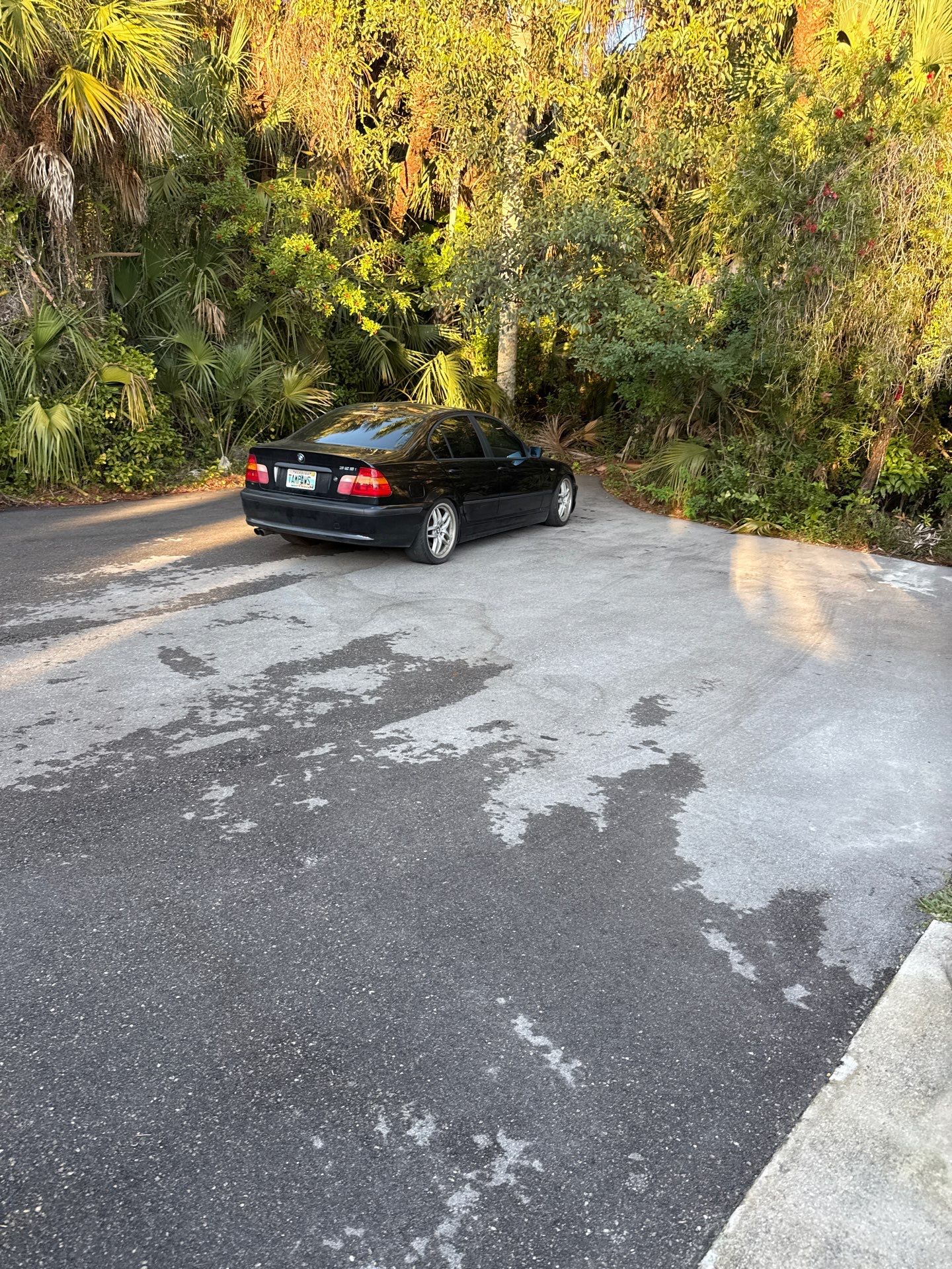 Bronze Seamless Gutters using bronze gutters in Naples FL by Gutter Professors