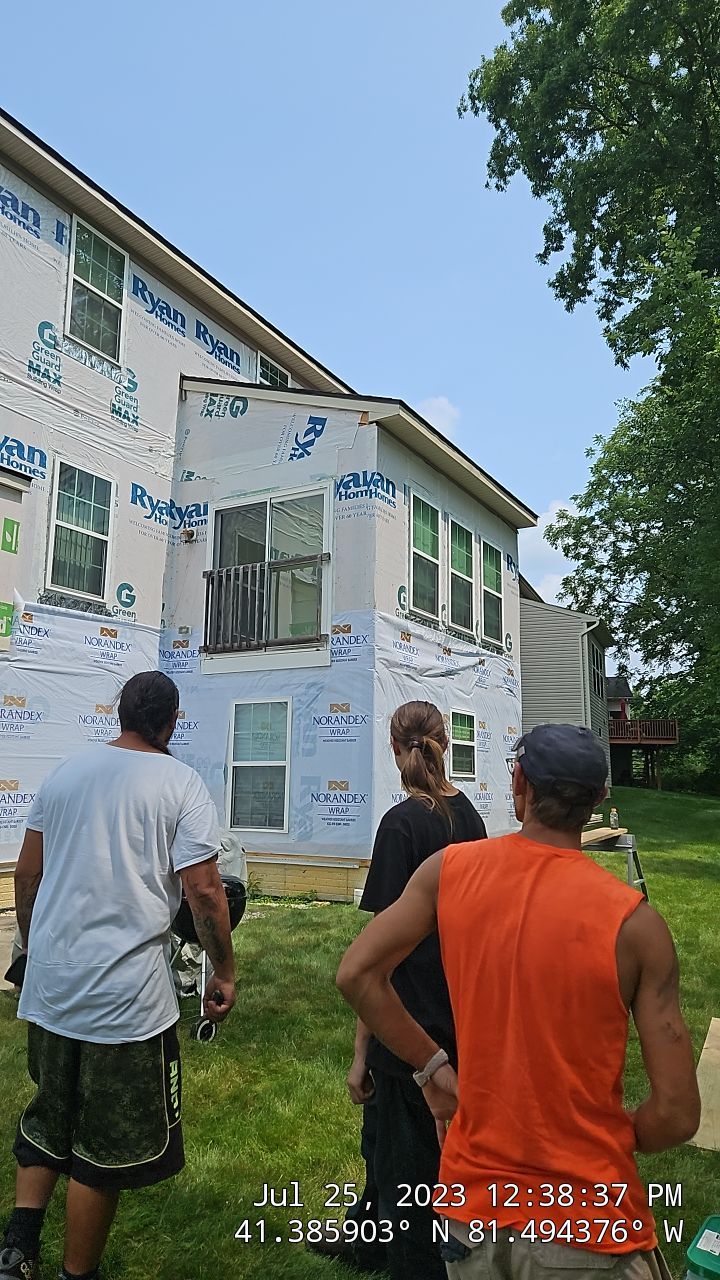 Residential Roof Replacement using CertainTeed Grand Manor by Absolute Roofing and Construction
