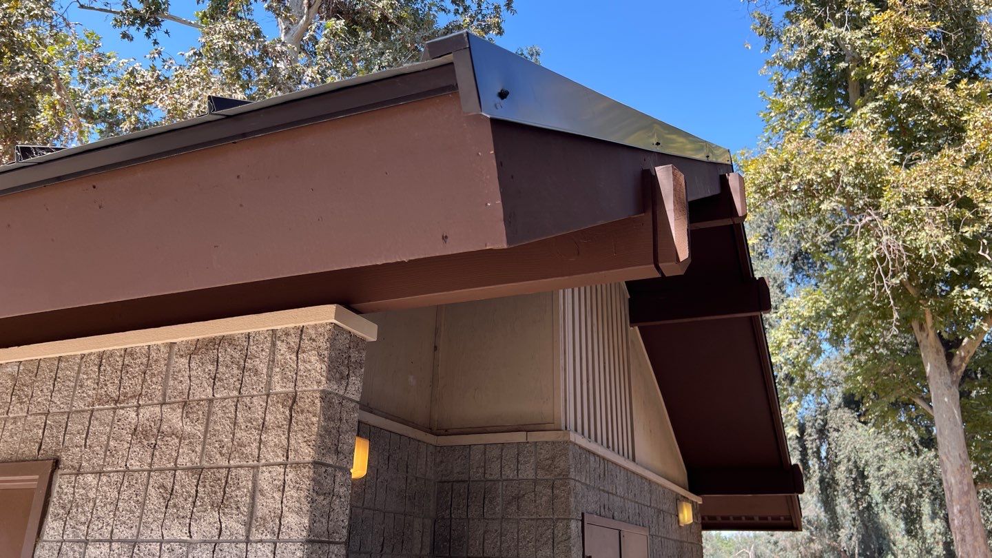 Metal roofing installation using Standing seam metal roofing system by Straight Edge Roofing Inc