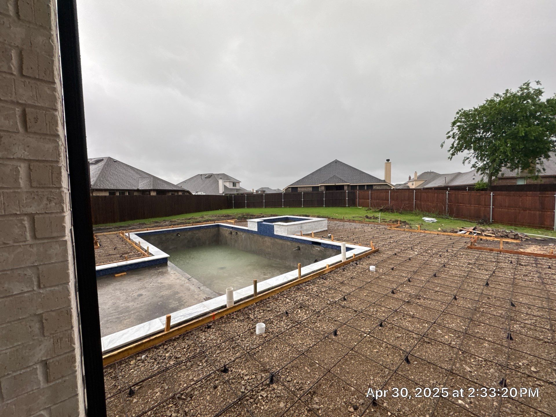 Modern Pool & Spa With Pergola by Pinnacle Pools and Spas - DFW