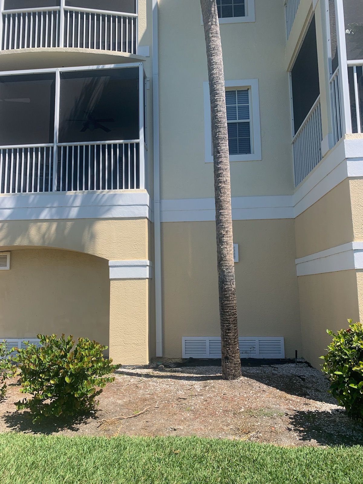 Residential Gutter Upgrade in Fort Myers FL by Gutter Professors