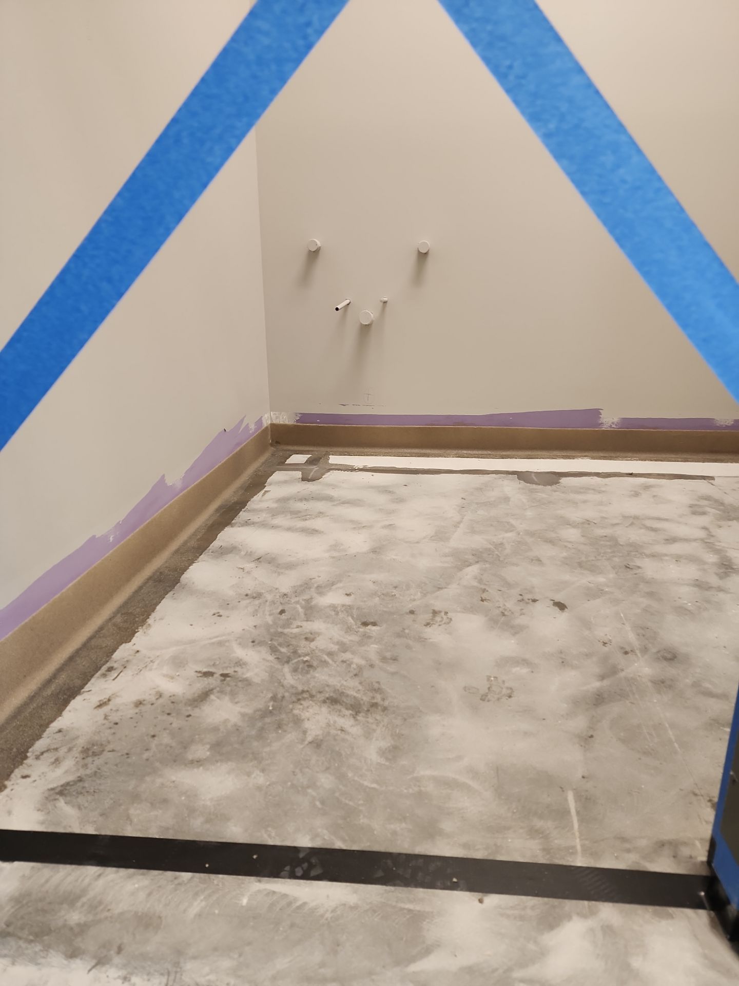 Pepsi Warehouse Concrete Polishing by Seamless Surfaces