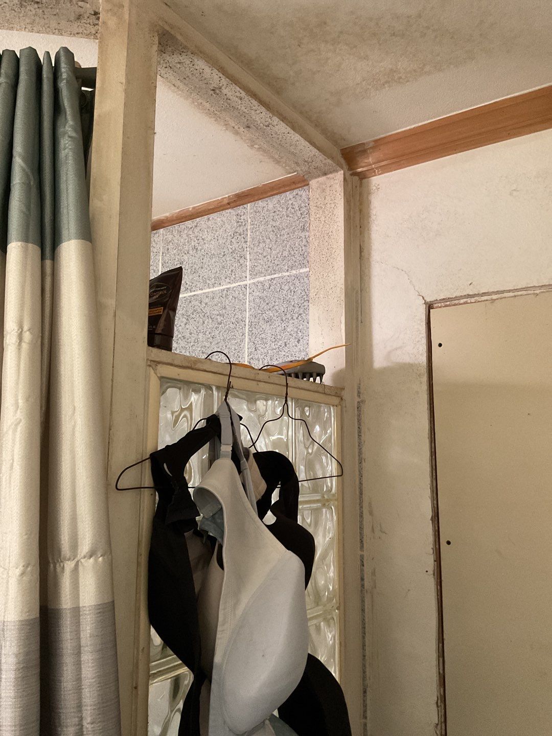 Corner tub to large shower by The Shower Company