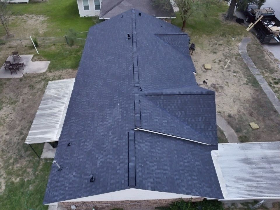 Shingle Project - Conroe, Texas by Hartland Roofing & Construction