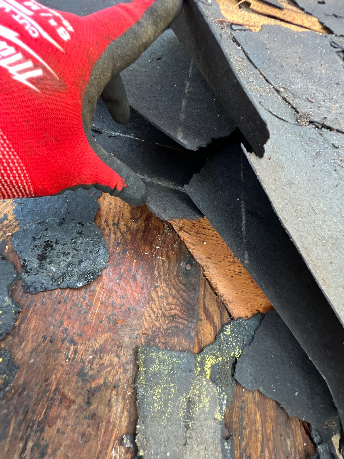 Residential Roofing Installation using Owen's Corning Duration (Lifetime) Shingles by Roof Repair Company