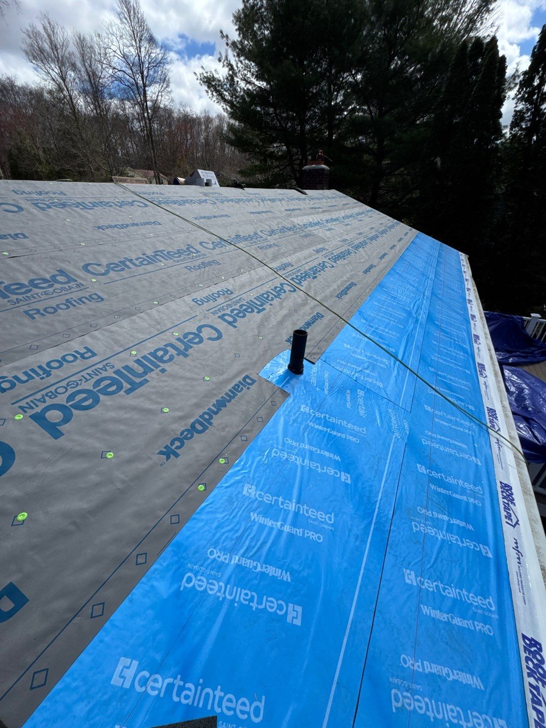 Brand new roof by DiGiorgi! by DiGiorgi Roofing and Siding Inc