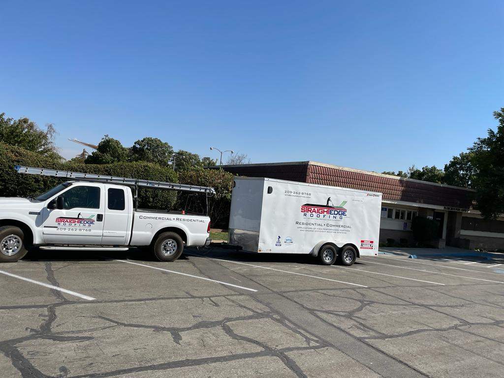 Commercial Roofing Installation using General Coatings acrylic coatings and spray foam by Straight Edge Roofing Inc