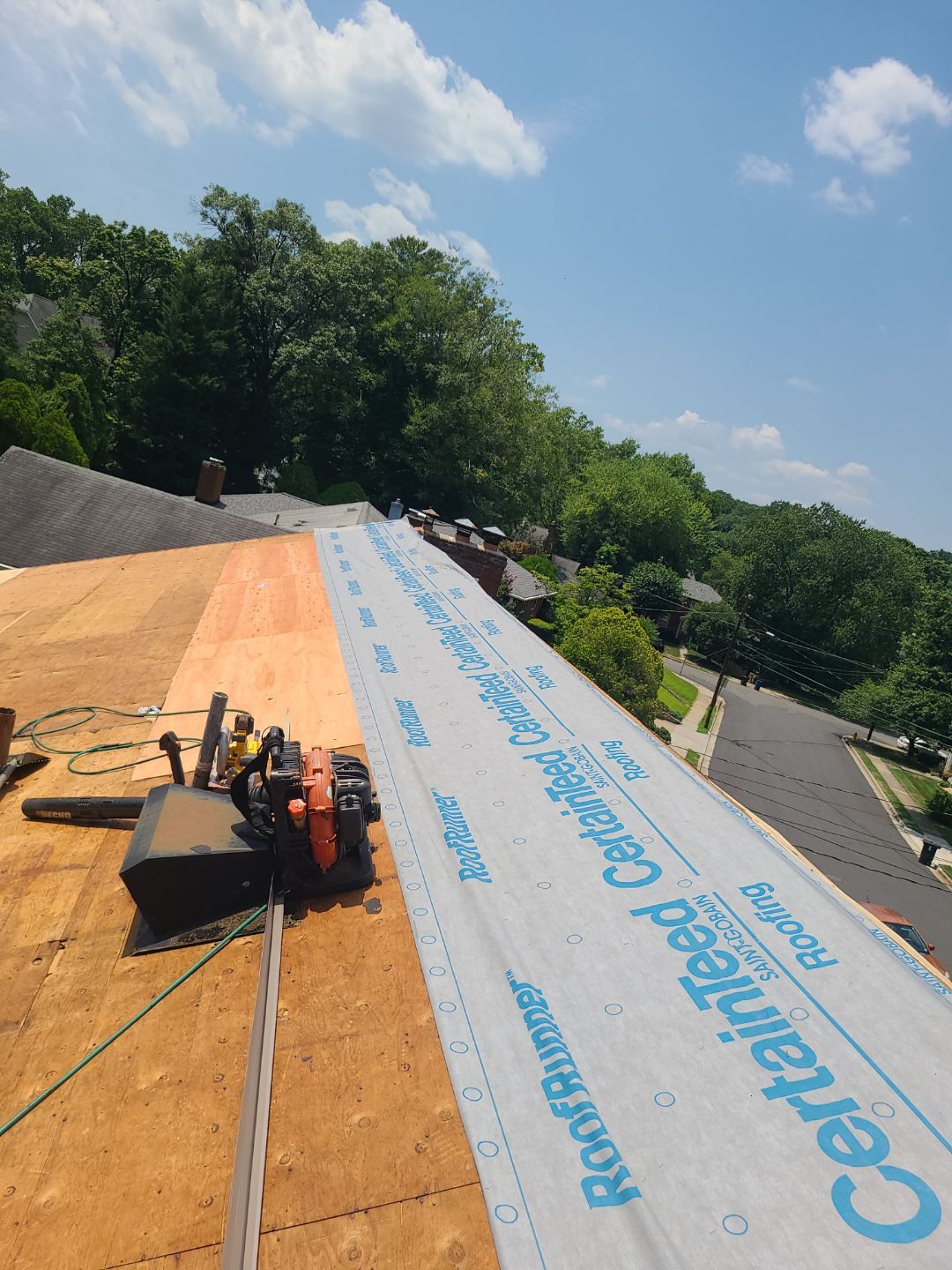 Arlington: Roof Replacement with CertainTeed Landmark Pro in Max Def Georgetown Gray by RM Banning, Inc.