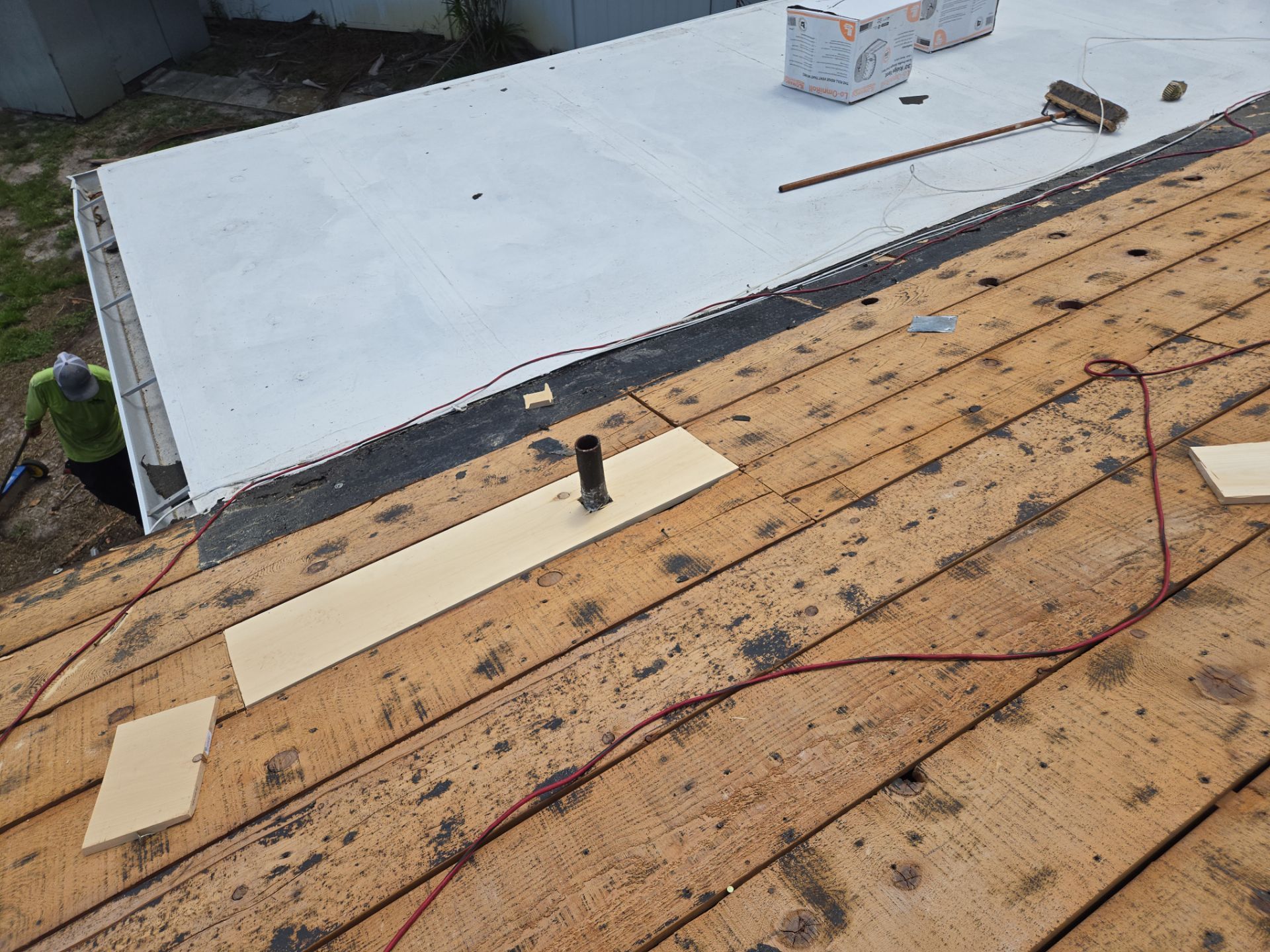 Project in Seminole 33772 by Mitchell Roofing Company LLC 