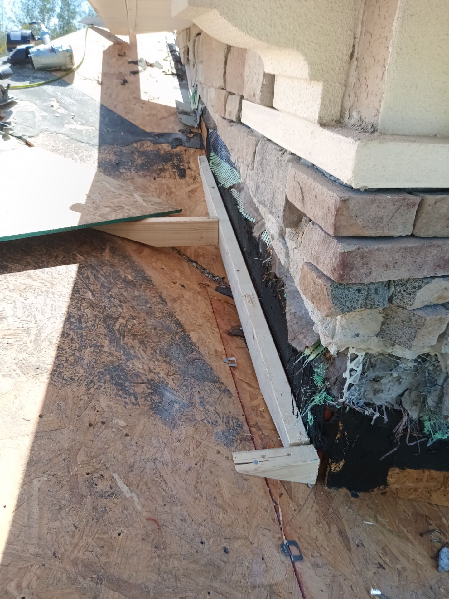 Roof Replacement in Apollo Beach, FL by Shingle Masters Roofing