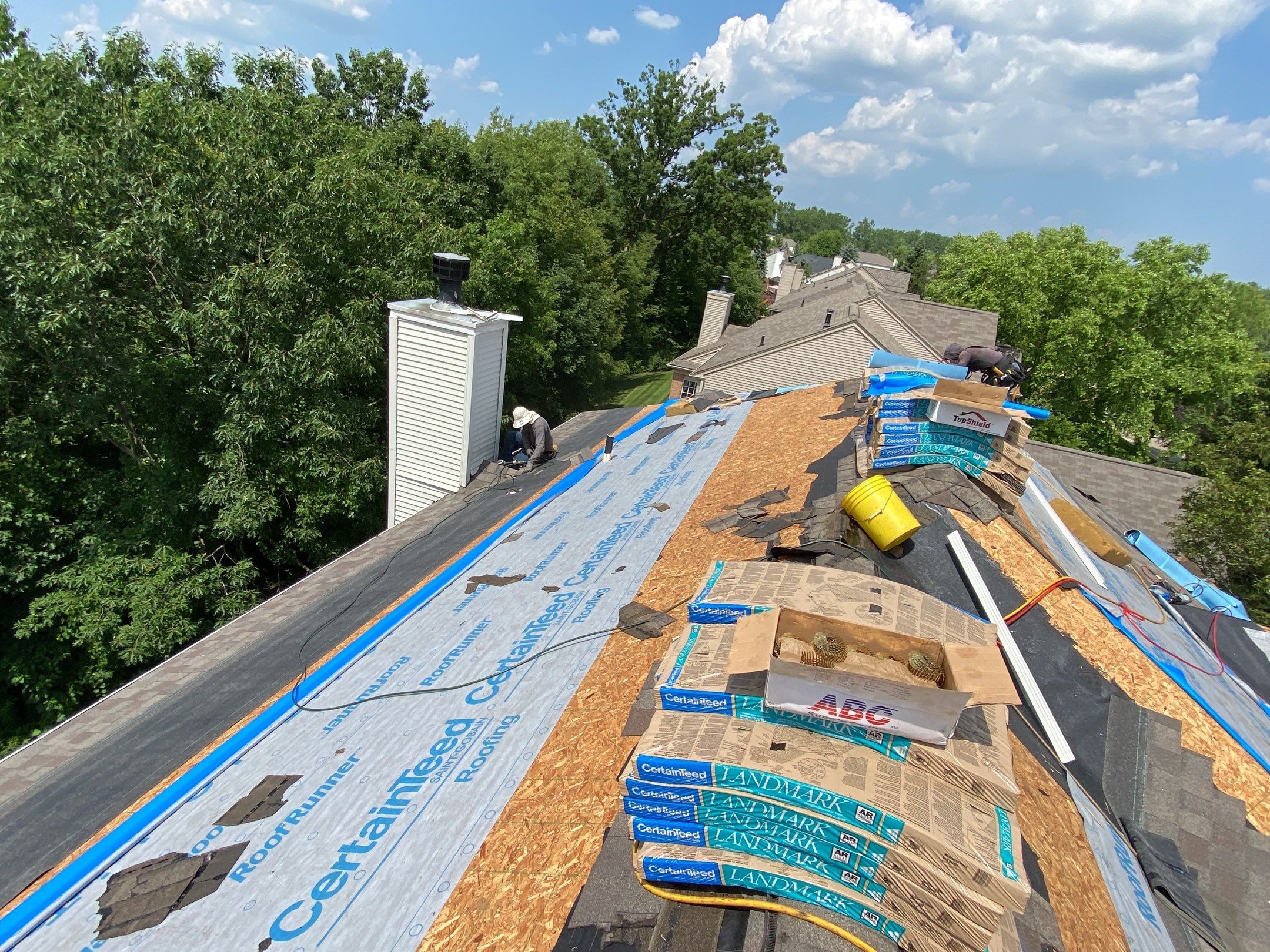Roof Replacement using CertainTeed Landmark by 180 Contractors