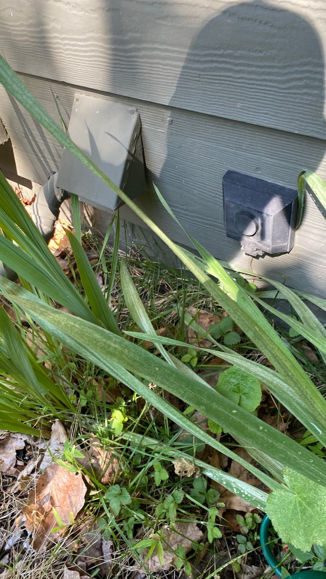Reston: Residential Siding Replacement with James Hardie Statement Beaded Plank in Cappuccino Muffin by RM Banning, Inc.