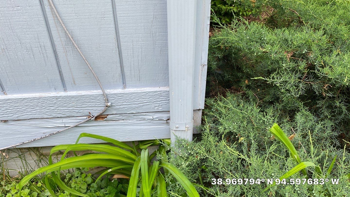 Siding Installation in KCMO by EEC  Windows, Siding & Roofing 