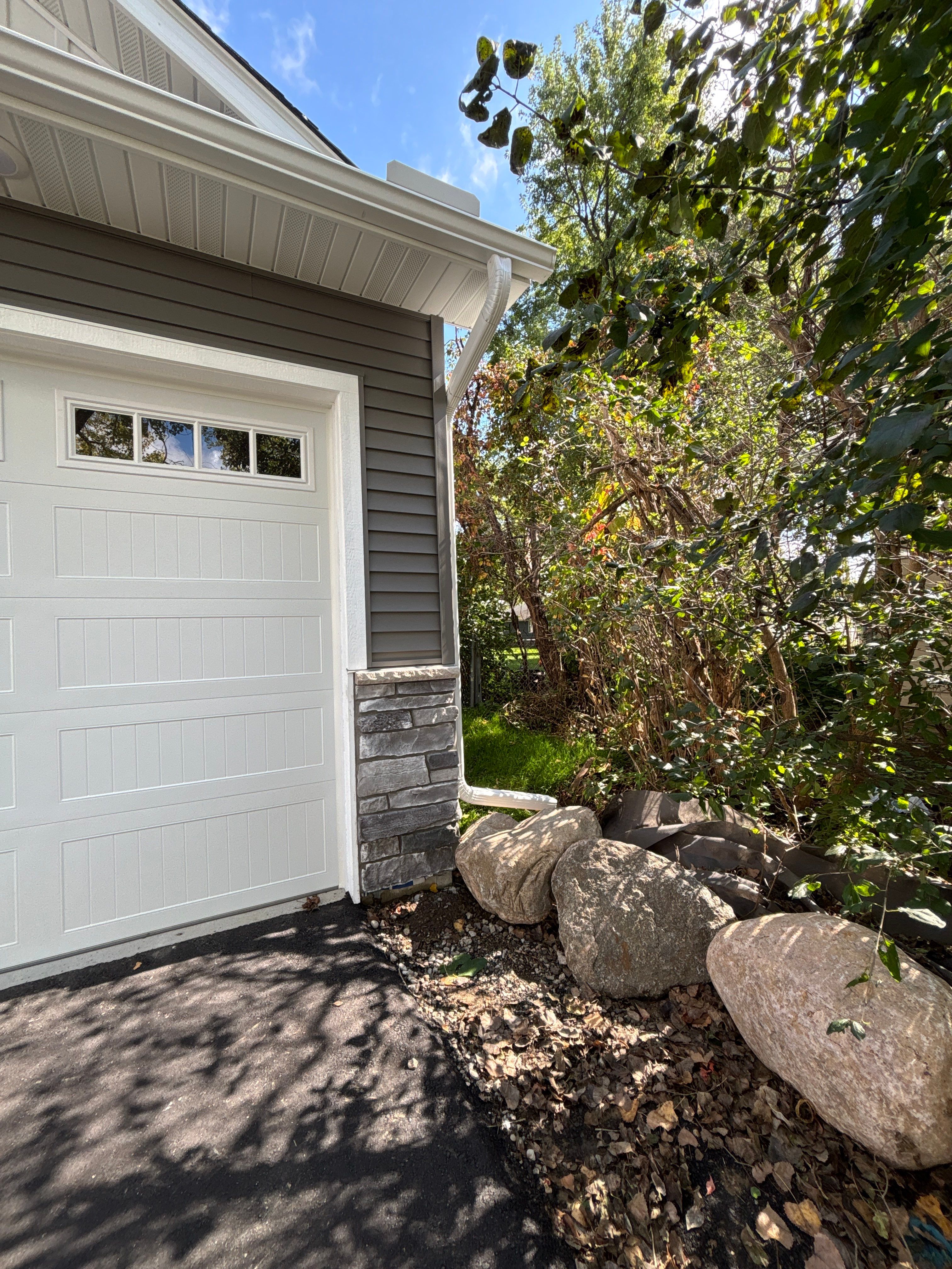 5-Inch Seamless Gutter Installation – New Hope, MN by Next Level Seamless Gutters / Exteriors Inc.