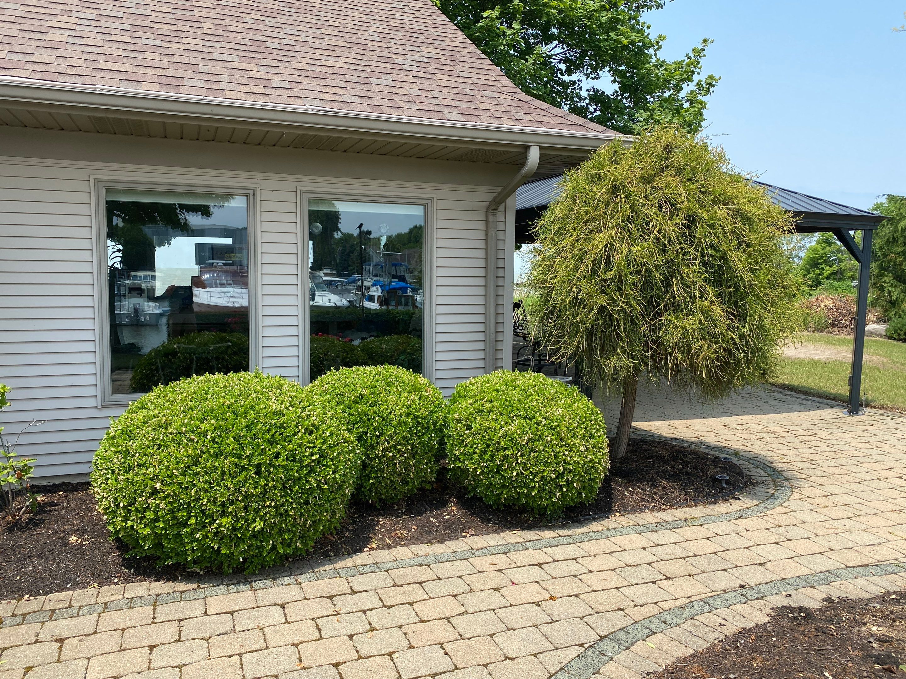 Lake House Maintenance by Elm Rose Gardens