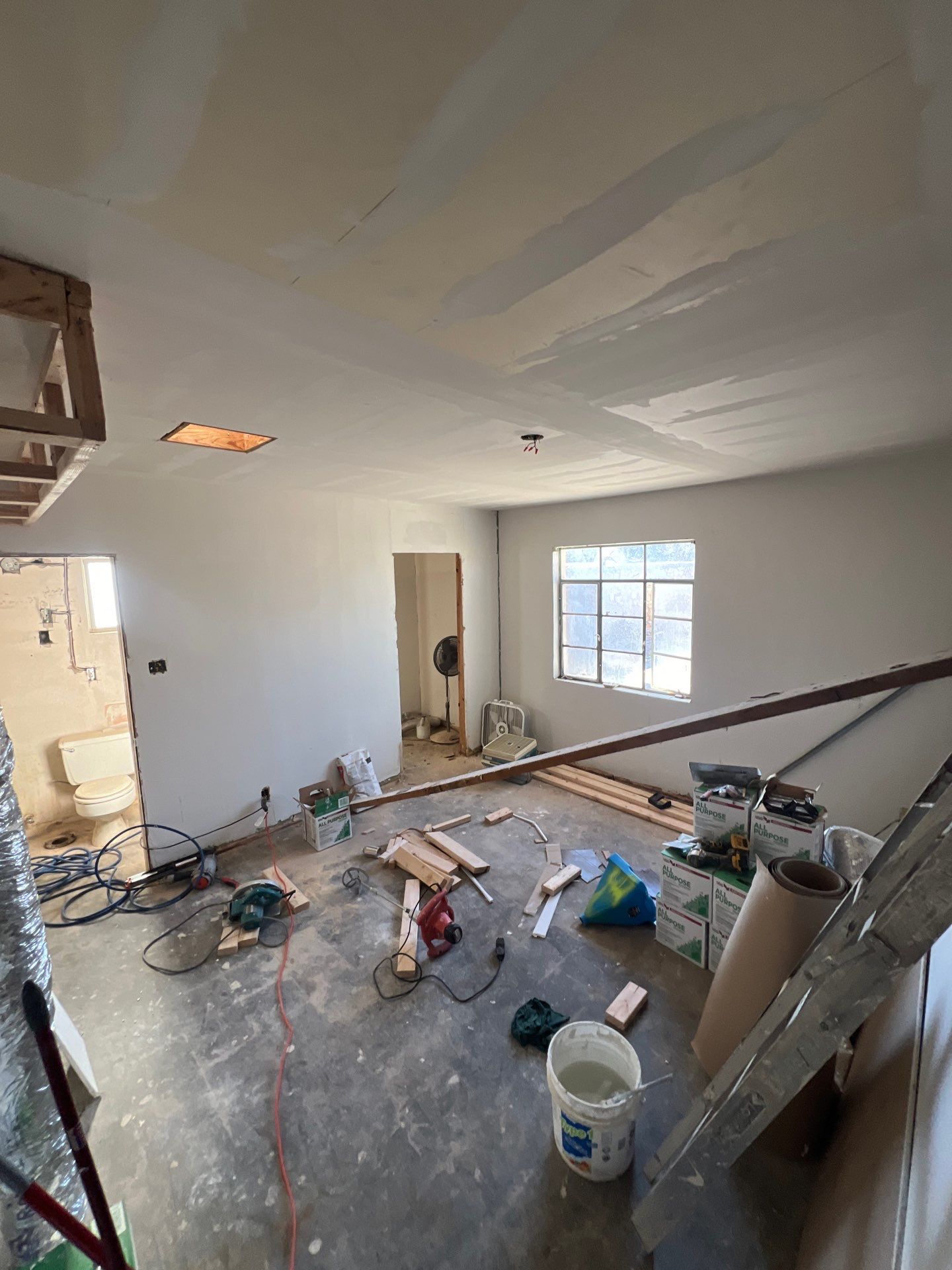From Drab to Fab: A Spectacular Home Renovation by Castro Brothers Solutions