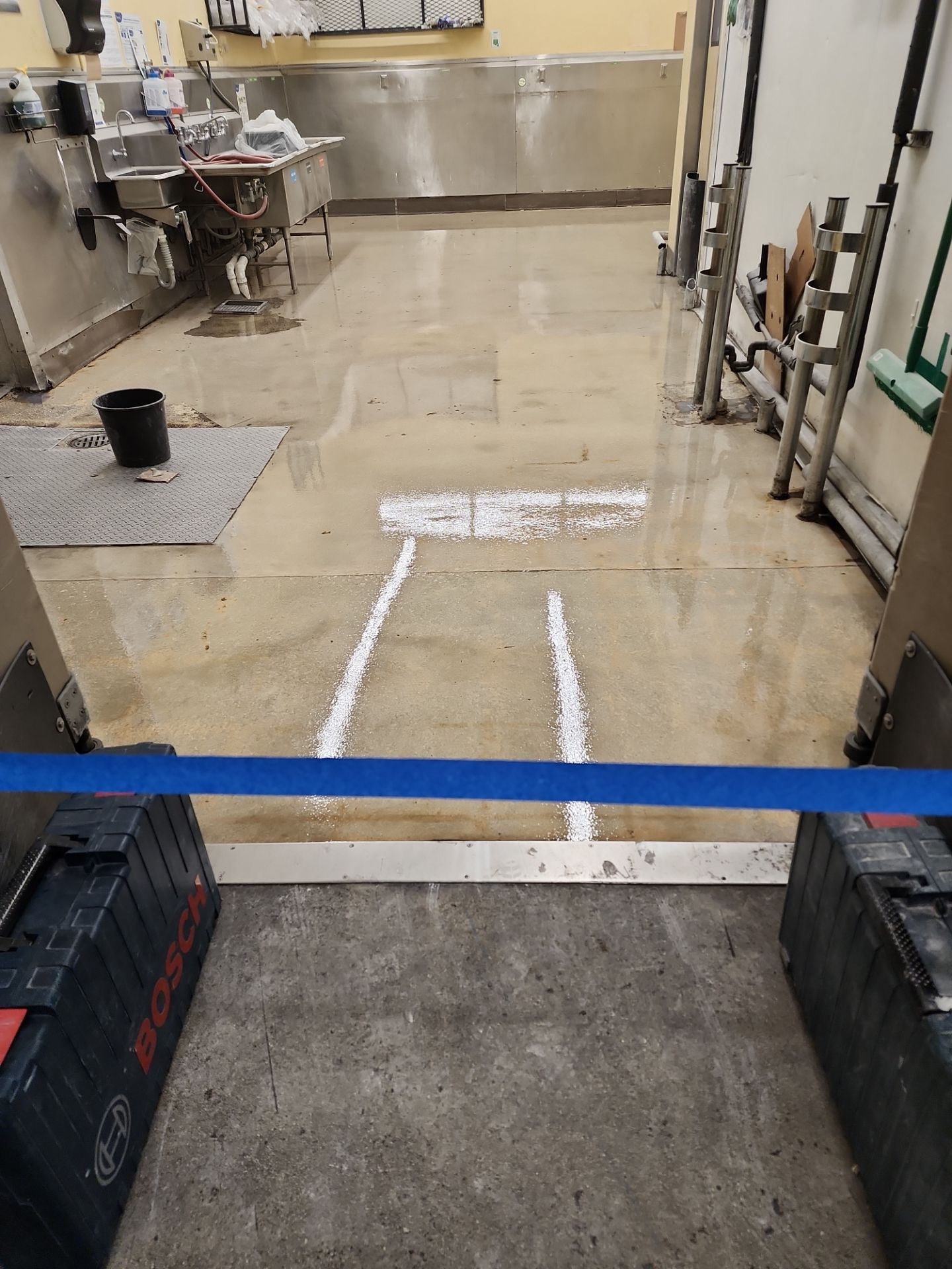 Fresco y Más Meat Processing Room Makeover by Seamless Surfaces