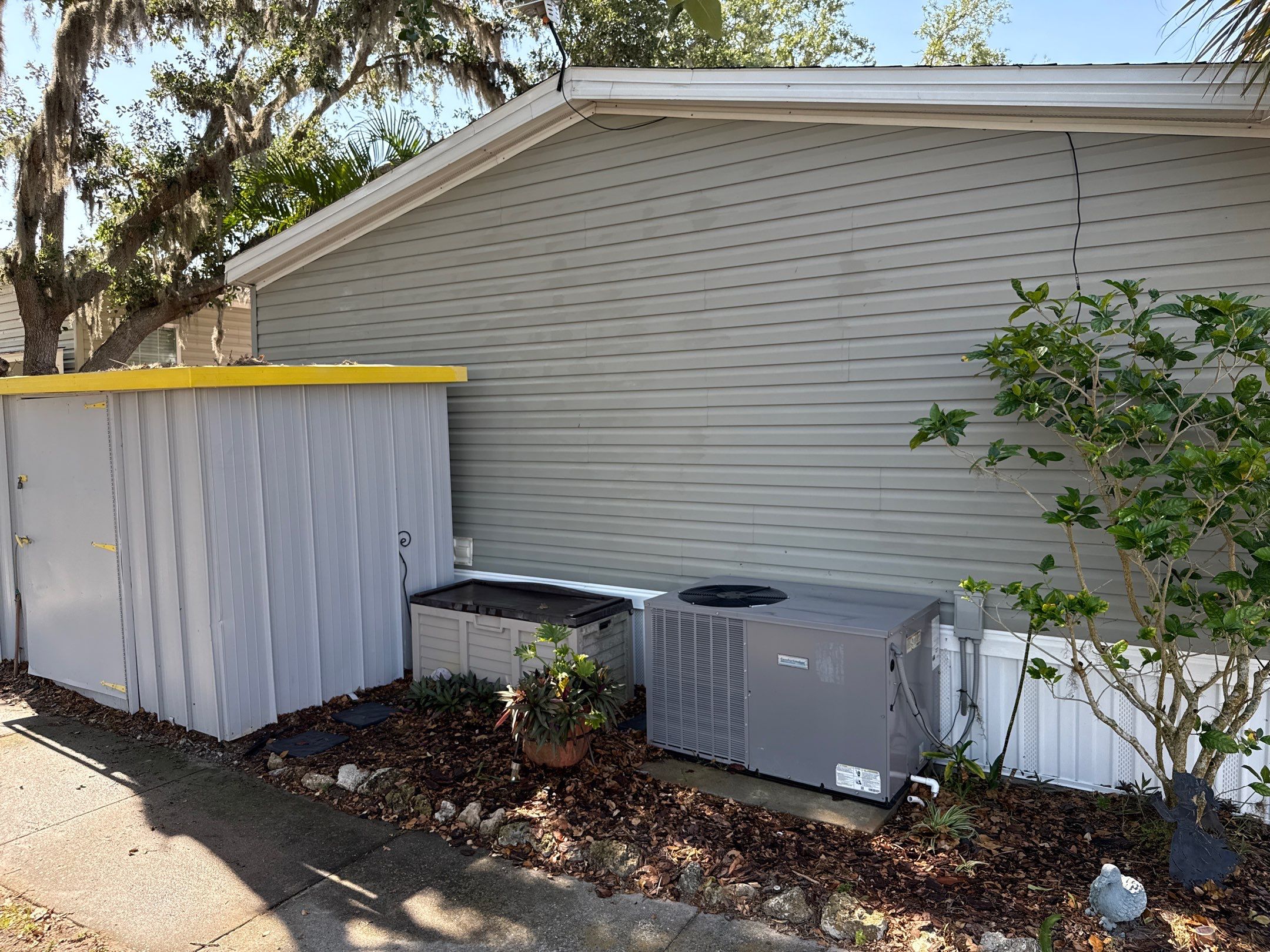 Mobile Home House Wash & Screened Porch Cleaning | Fisherman’s Cove RV Park | Terra Ceia, FL by Sunshine AquaWash