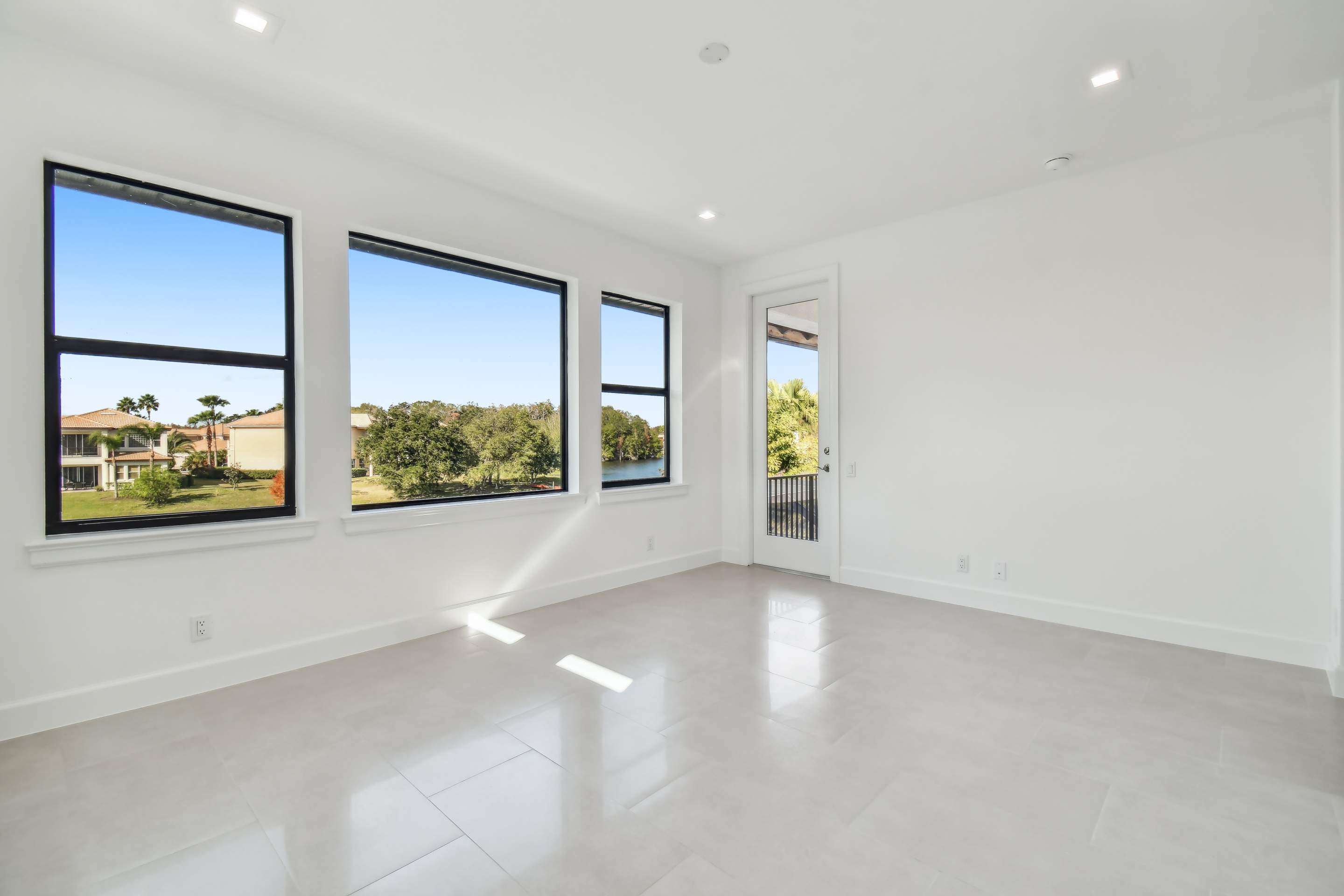 Laguna 1529B by Lyons Heritage Tampa, LLC